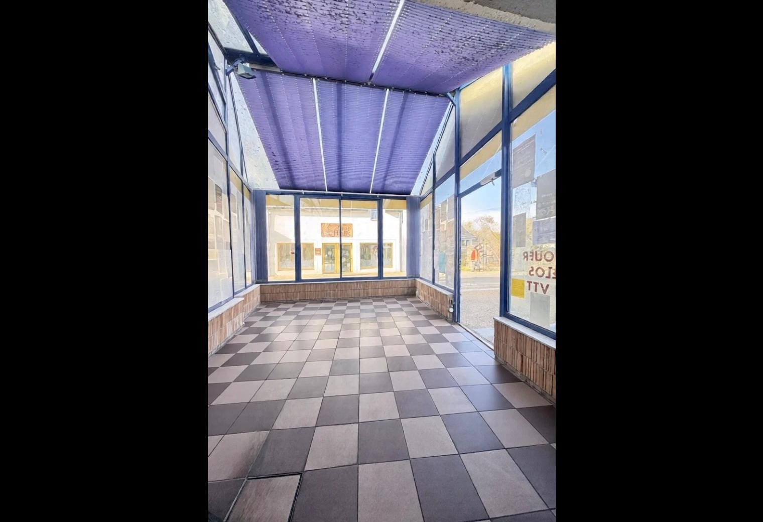 ACCES MAGASIN