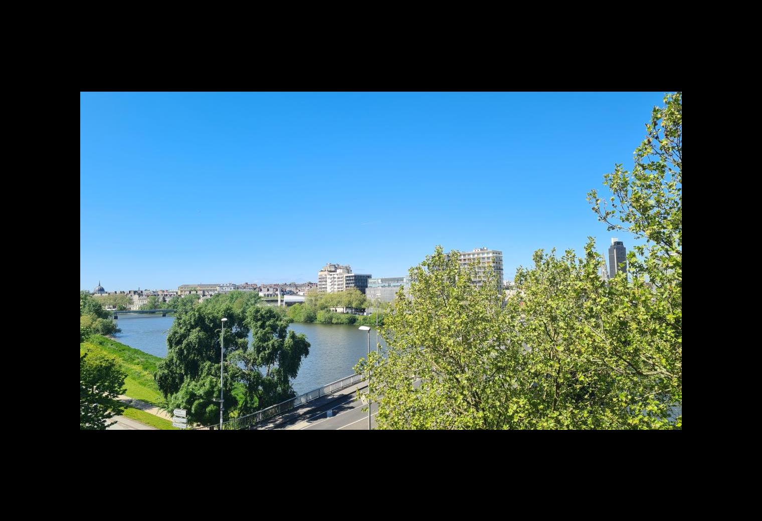847905ad-d2e1-4efb-ab78-89dc28d0d835.jpg