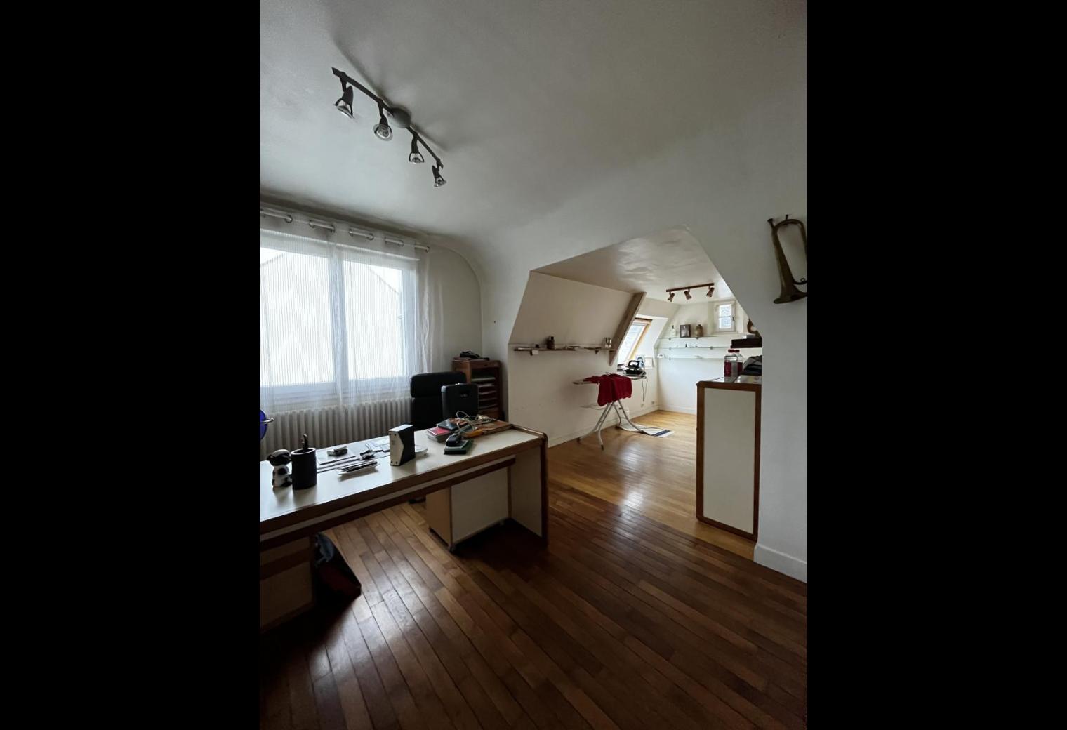 4f13d373-9000-4400-ad82-9db5b6ee8bac.jpg