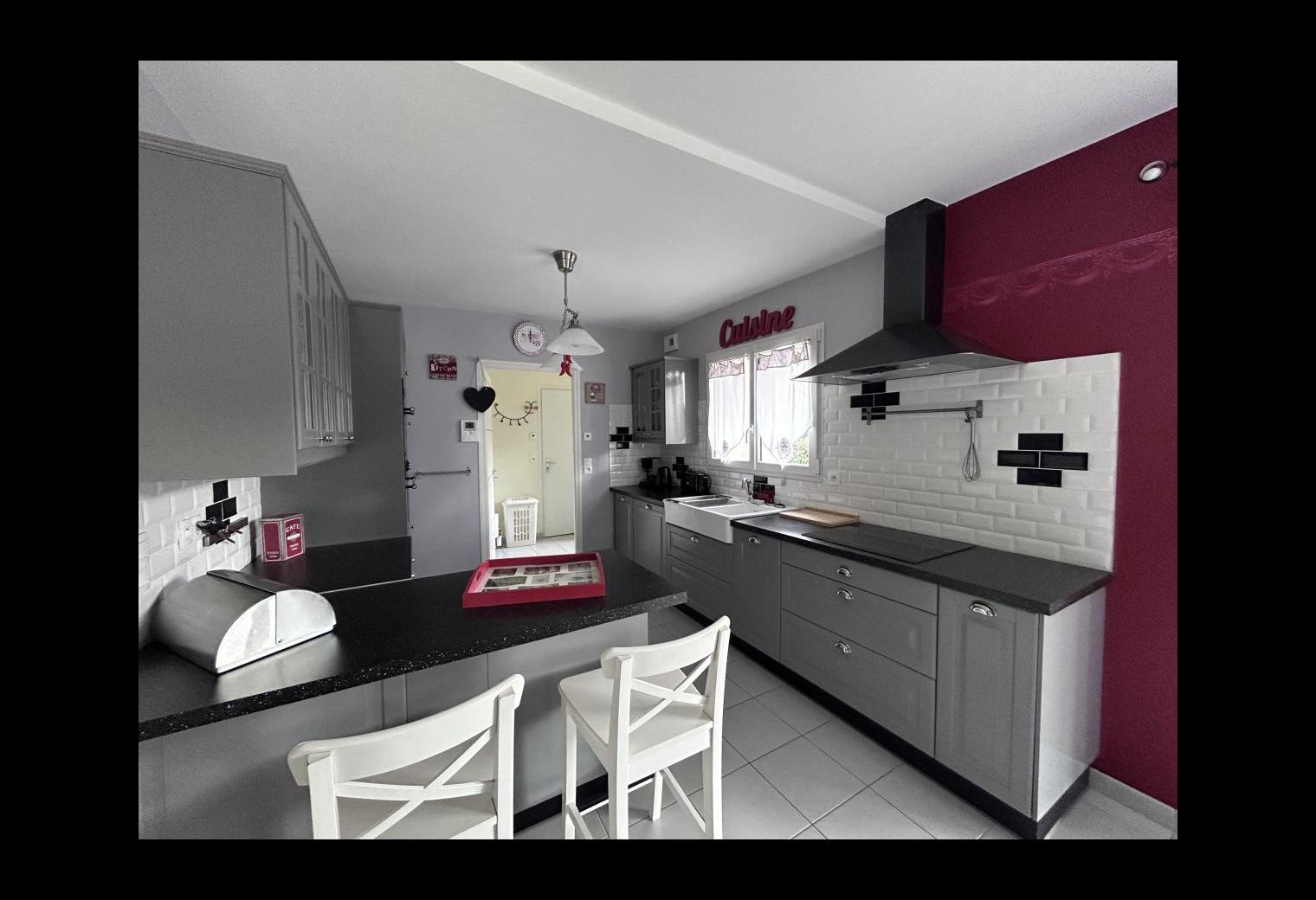 1694cdce-5adf-4fad-8420-15be8b24f742.jpg