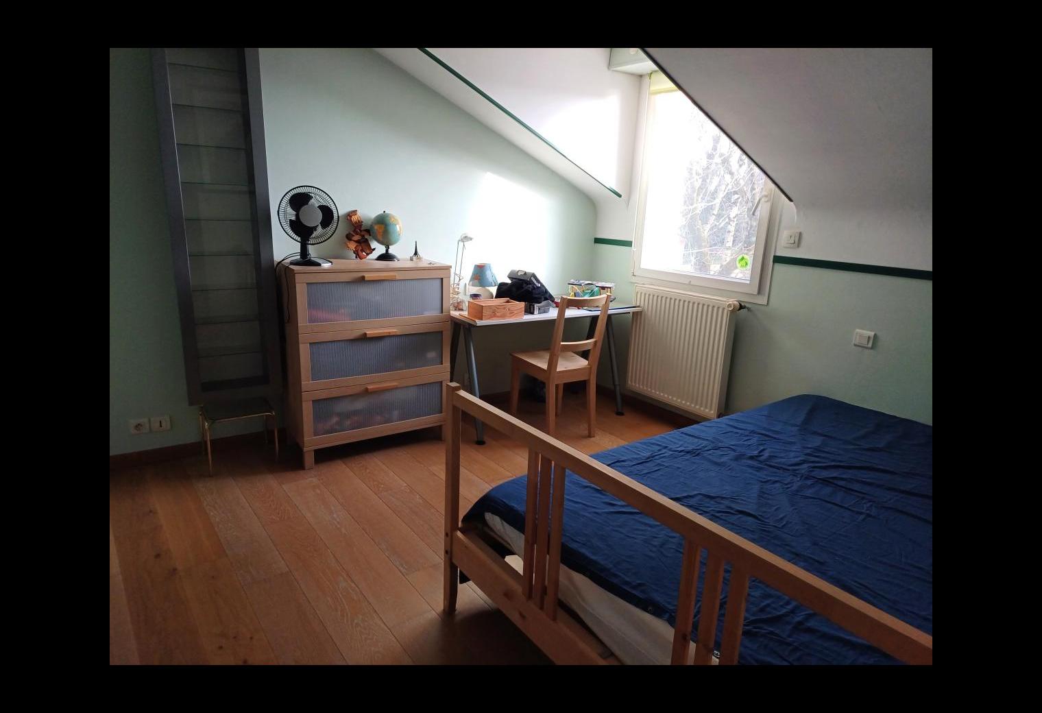 70a78d34-747a-4f68-99ca-a4d654389c8f.jpg