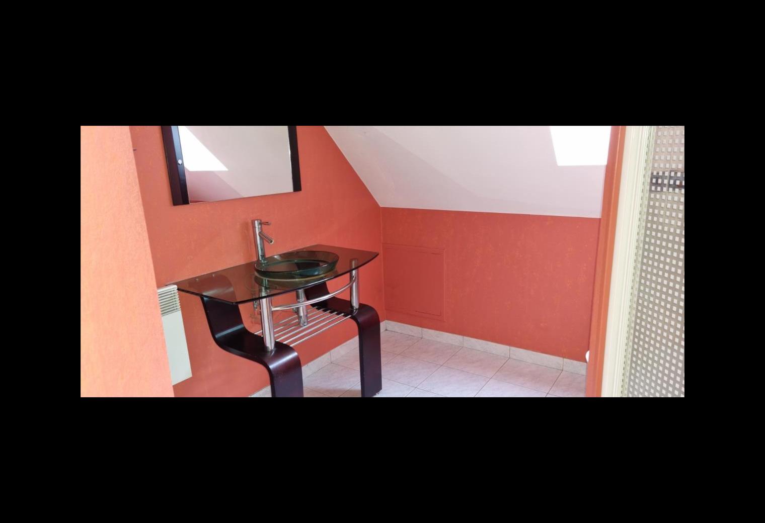 ab623cd4-a30e-4552-95d6-59a76ad2847d.jpg