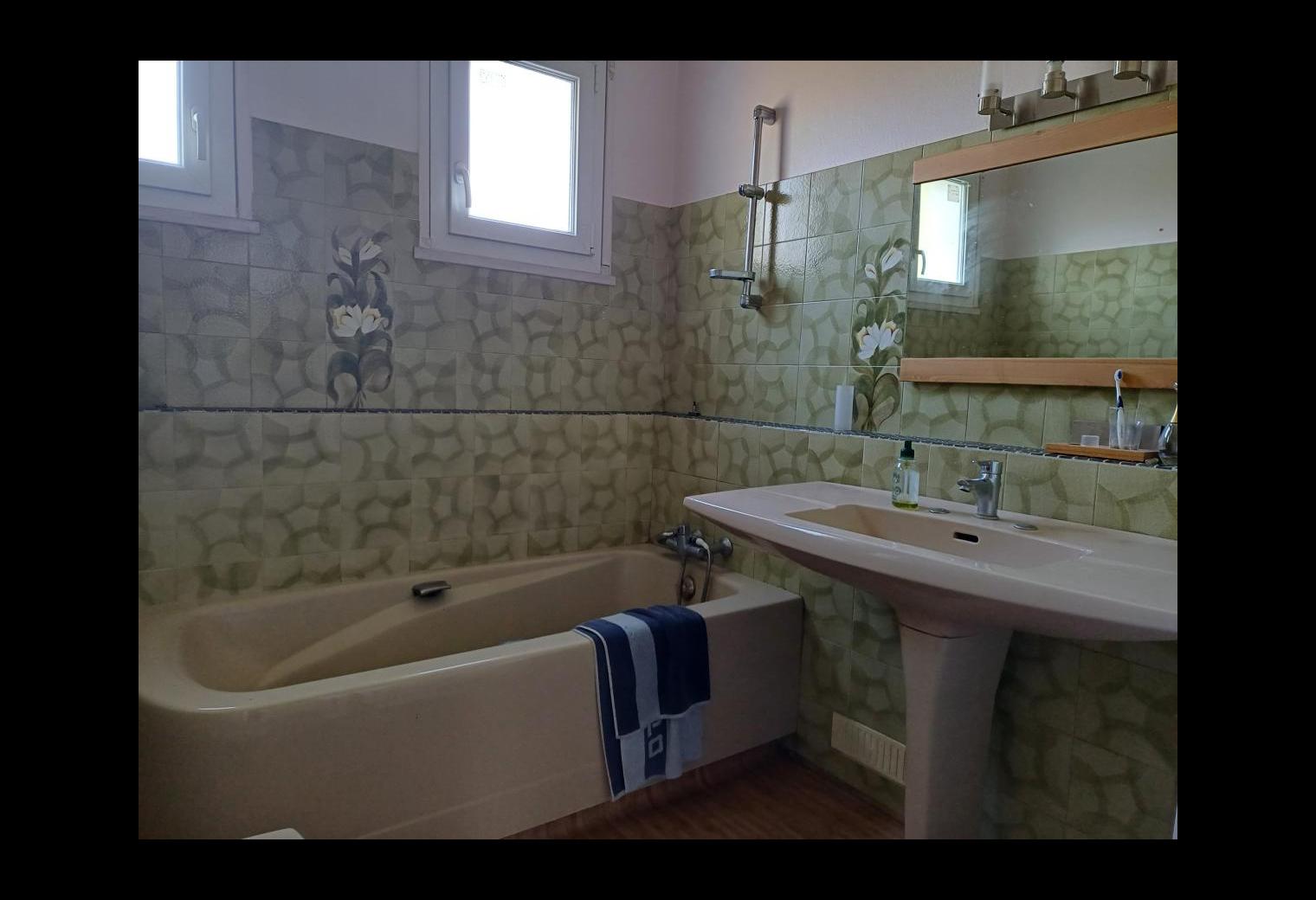 861e9dcb-0705-4dd2-b672-d876c597c731.jpg