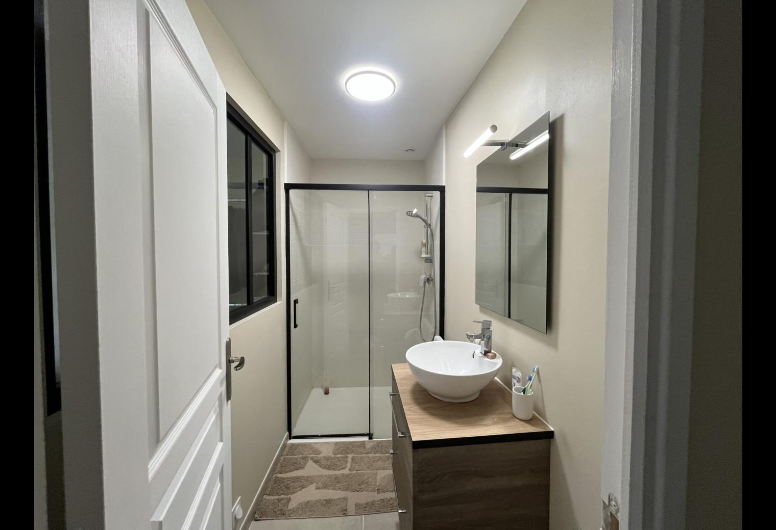 15bee7eb-61a7-41ac-8cf8-ba62cdf13589.jpg