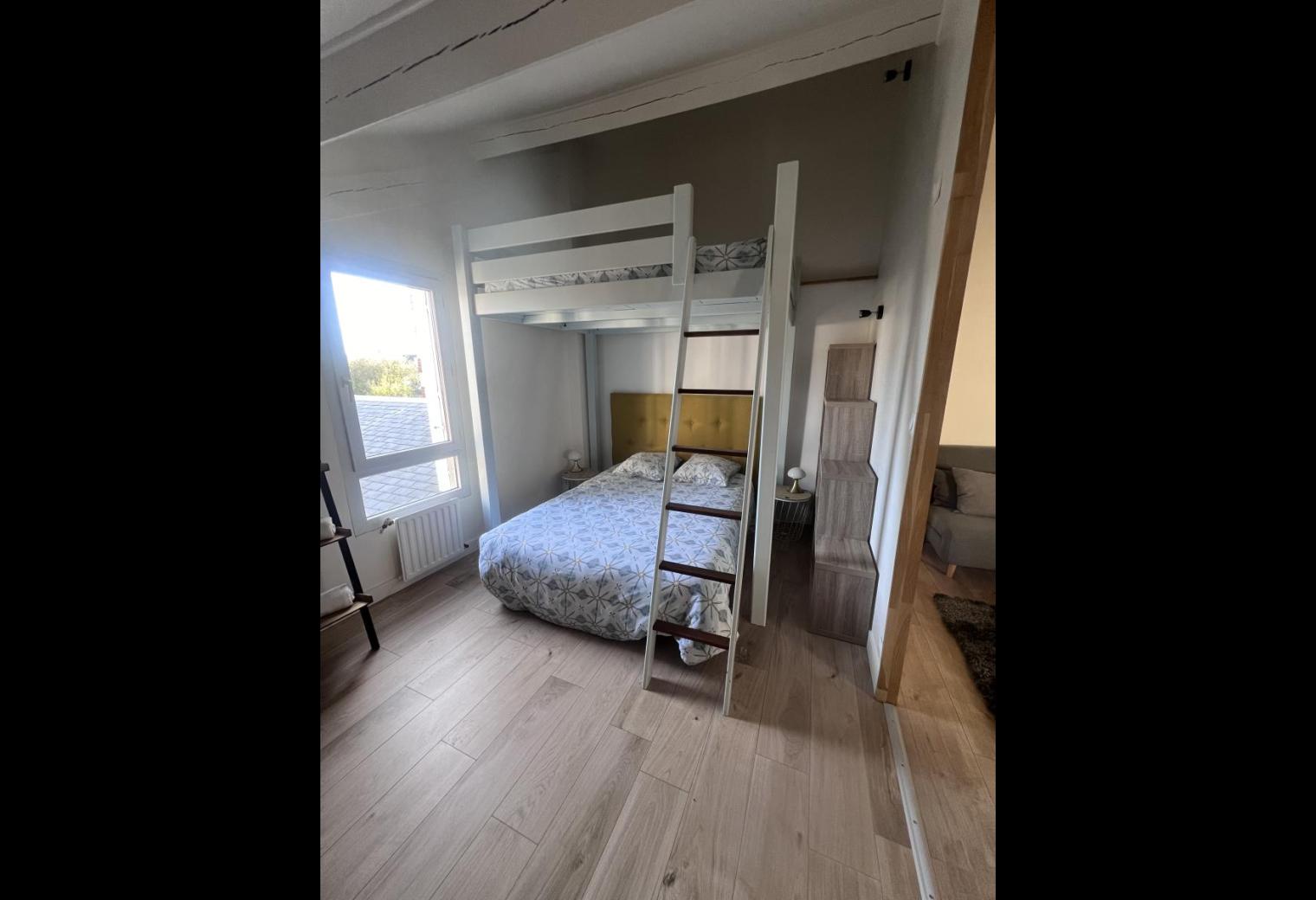 bd2e0606-16e2-4950-a04b-1c18ae154661.jpg