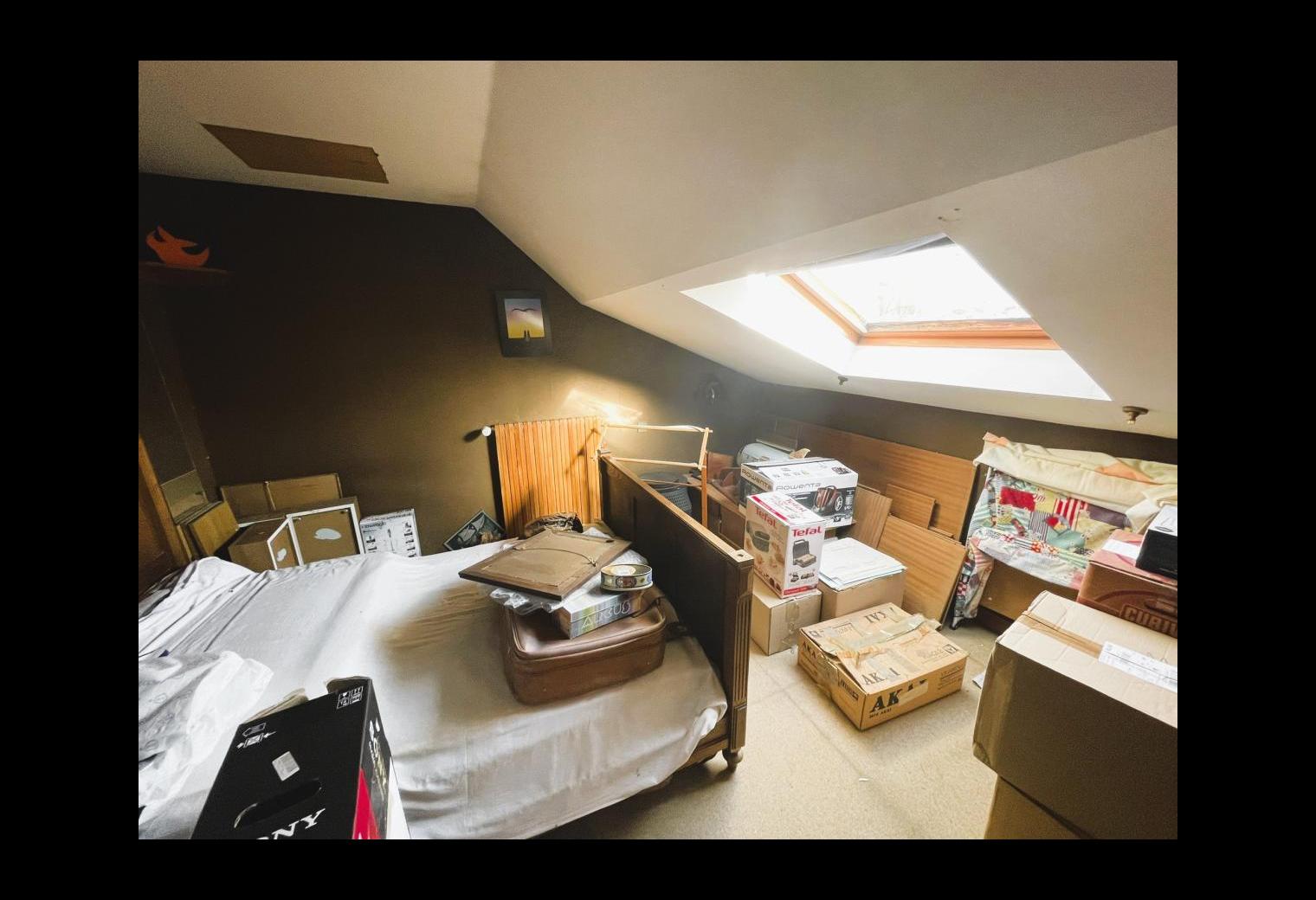 ddb64689-77f3-40fe-a1a7-14845ccf0a61.jpg