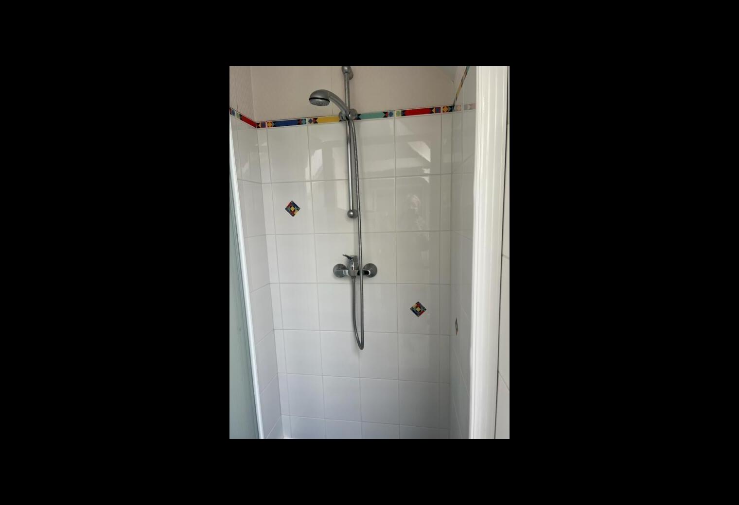 65dab450-f1ec-43f1-96d4-1fbe8f6cea24.jpg