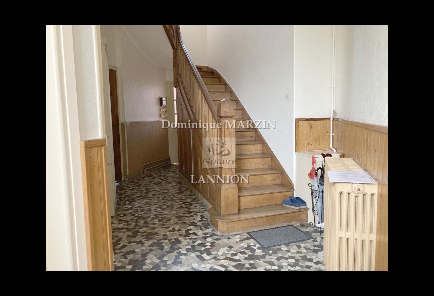 f2094d85-2766-4ab5-ac76-5856f2492de2.jpg