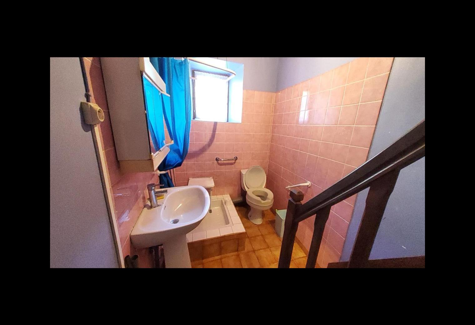9baf9f85-2871-4676-ba7e-a8c6ddc19e44.jpg