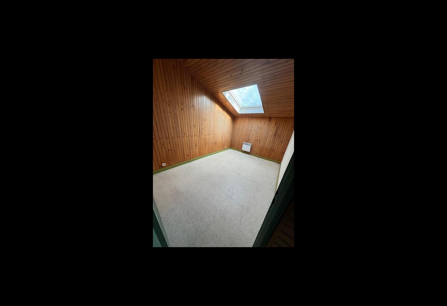 5f916139-e3d0-4648-9412-f0d880fb07e3.jpg