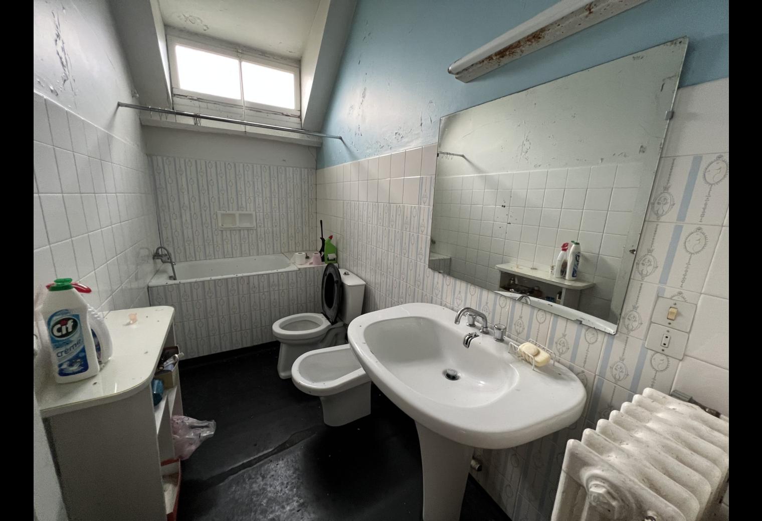 bc6d0184-5334-4fc2-9708-be91dd376a8f.jpg
