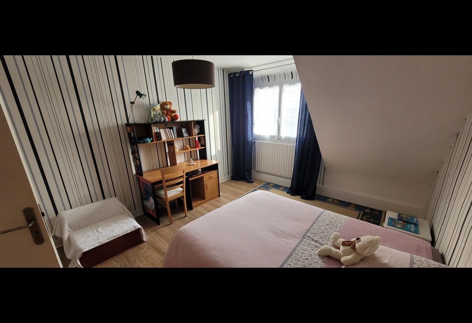 a9bec357-8a4e-4a53-9d9f-b84e28fa2558.jpg