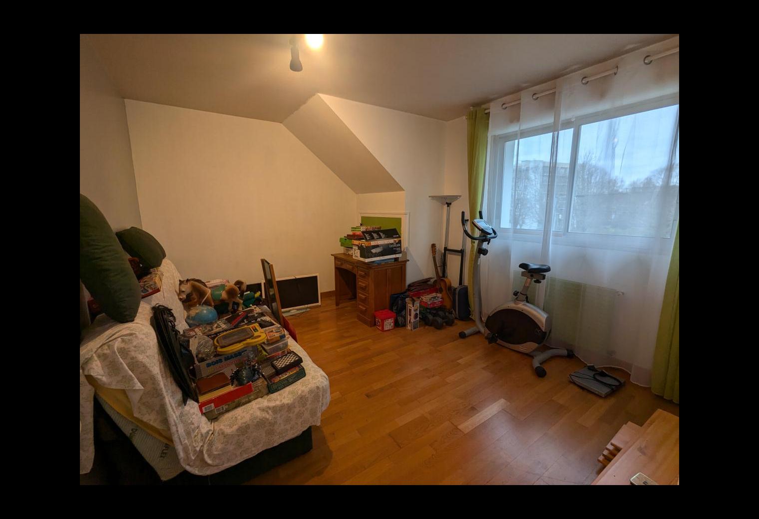 3f622e9b-7aa4-4922-b890-66dcfaeed386.jpg