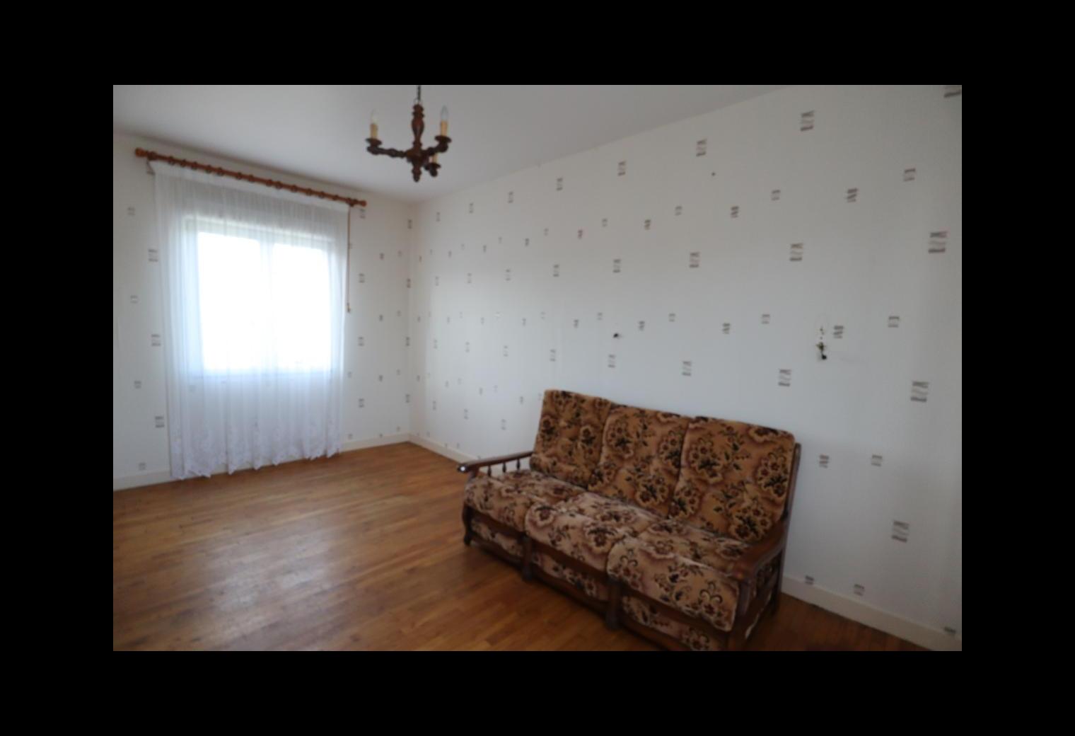 5d911638-2044-4de0-8bff-481845c8dc7c.jpg