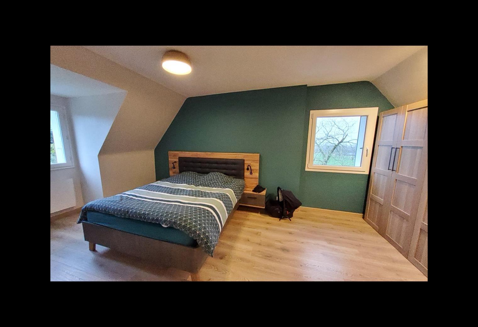 da5f90ee-3503-42bd-9448-75f4d291b821.jpg