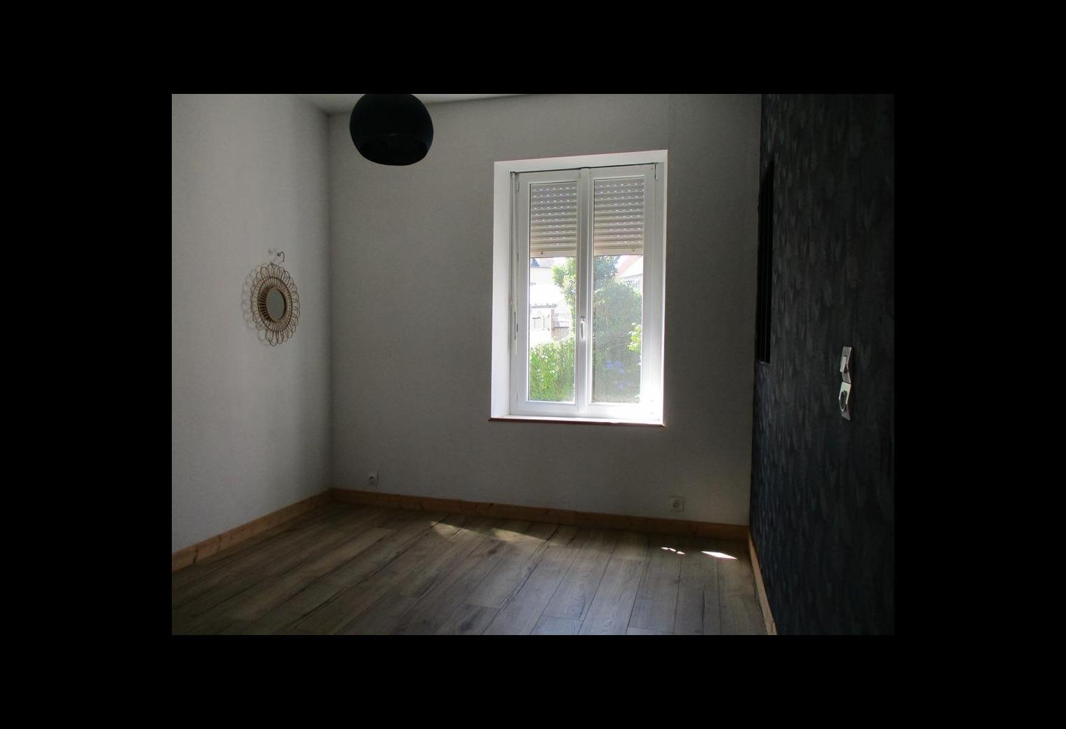6edaae19-8fba-48bd-afdd-0c654d38bfbd.jpg
