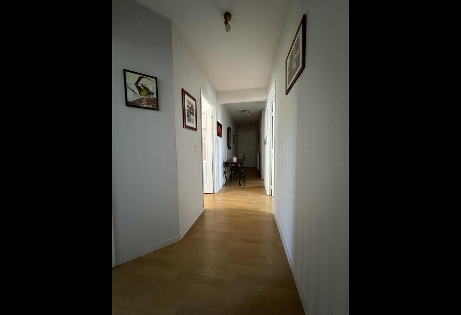 23626eb8-4f3e-4a13-9c98-edf98d23b4ae.jpg