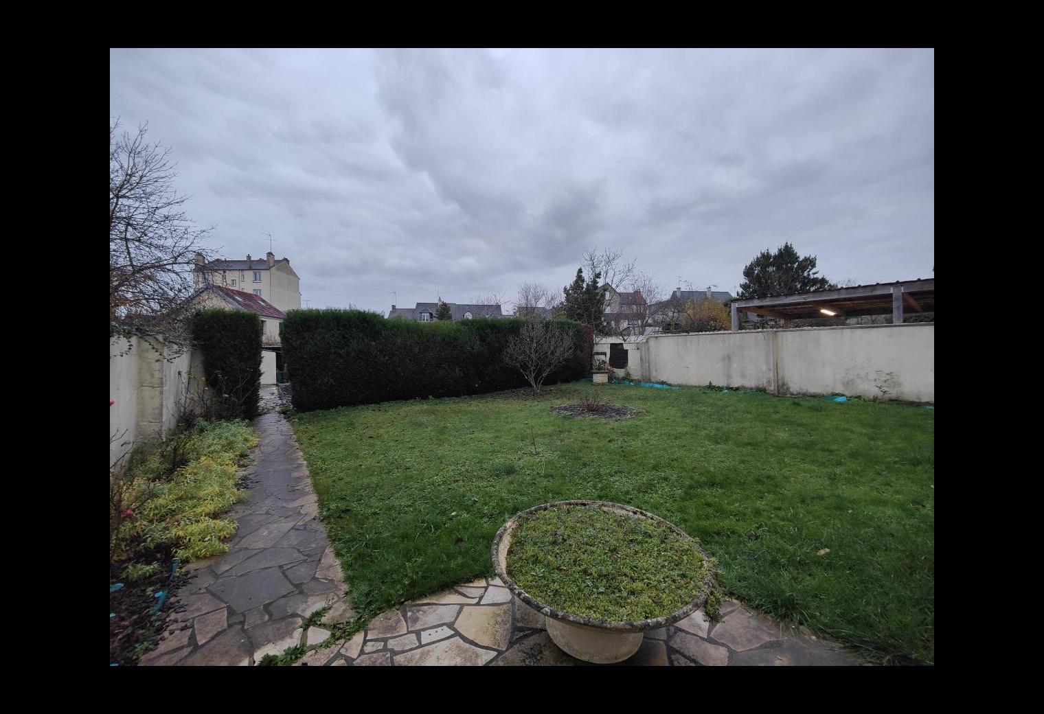 eed1194a-f934-4e36-8745-6cc39f57dda5.jpg