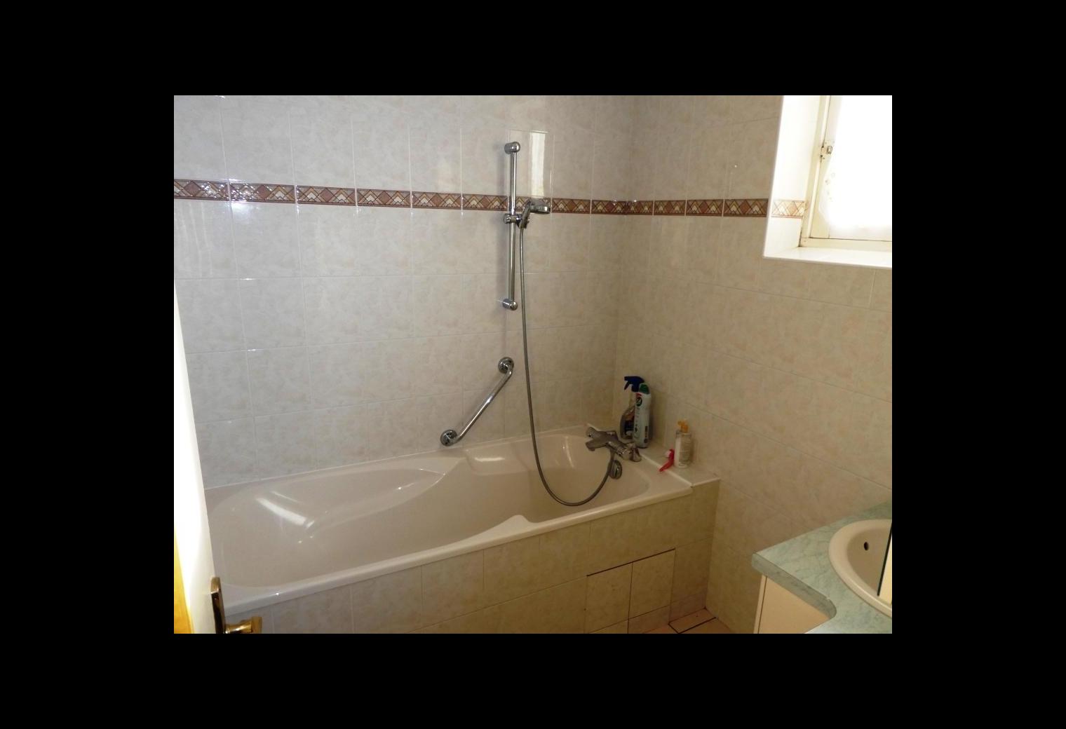 6190a95f-fda2-4247-ac9f-b3ef9e0fc2bc.jpg