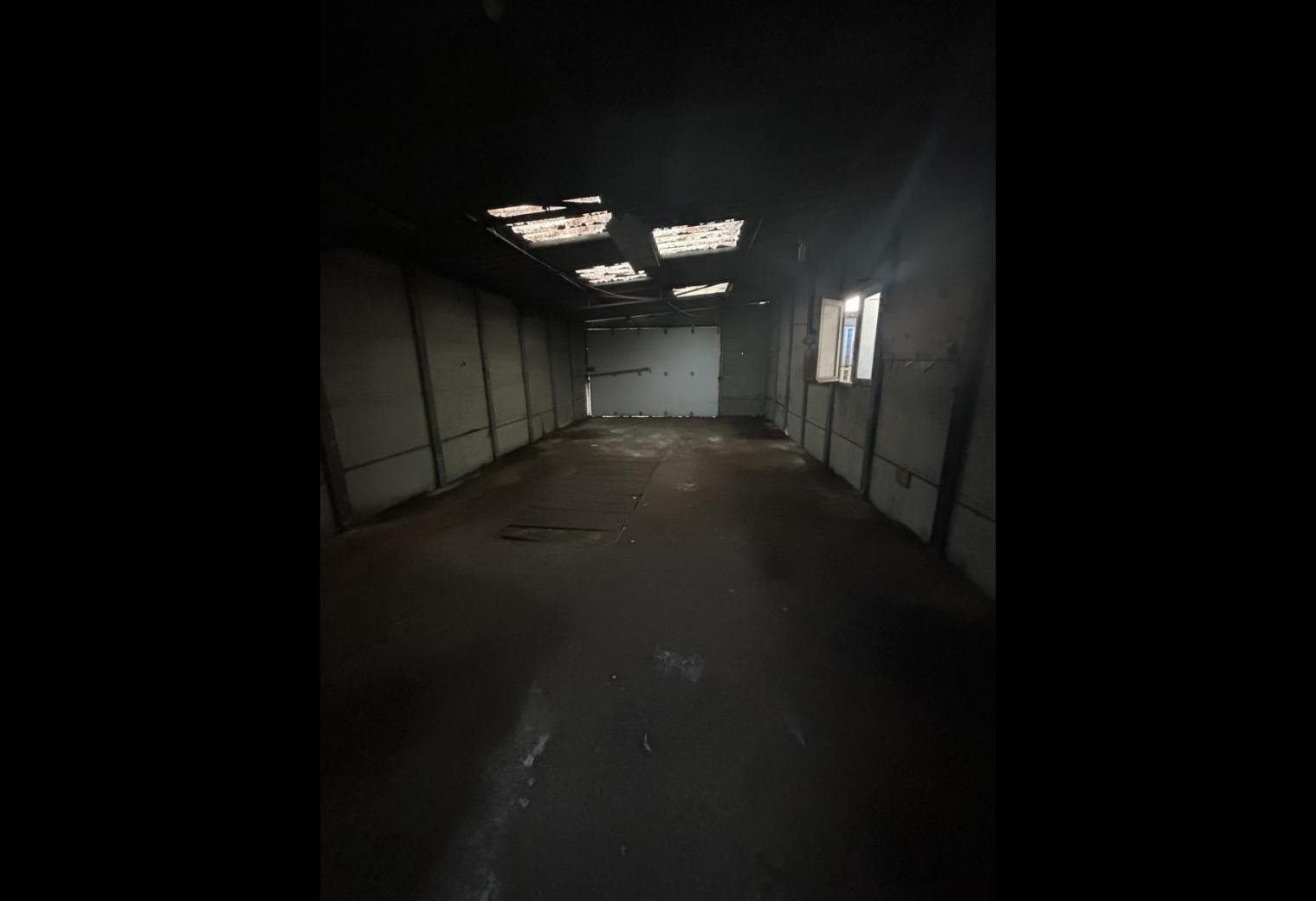 f69d1362-3eb1-4de2-a9c3-1784d4fc7a7c.jpg