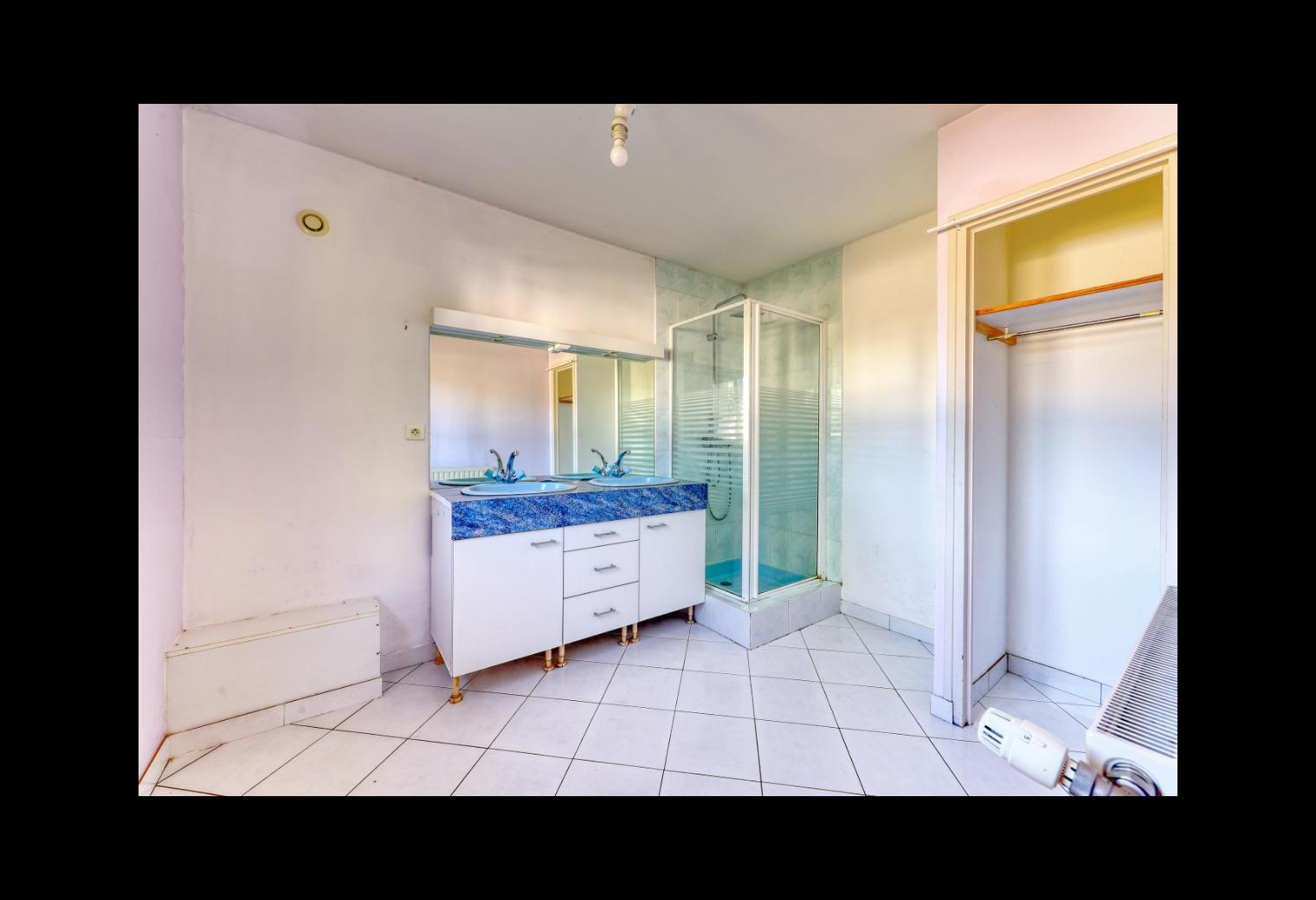 25e718e2-bbd5-4509-9479-e68eaf964ca6.jpg