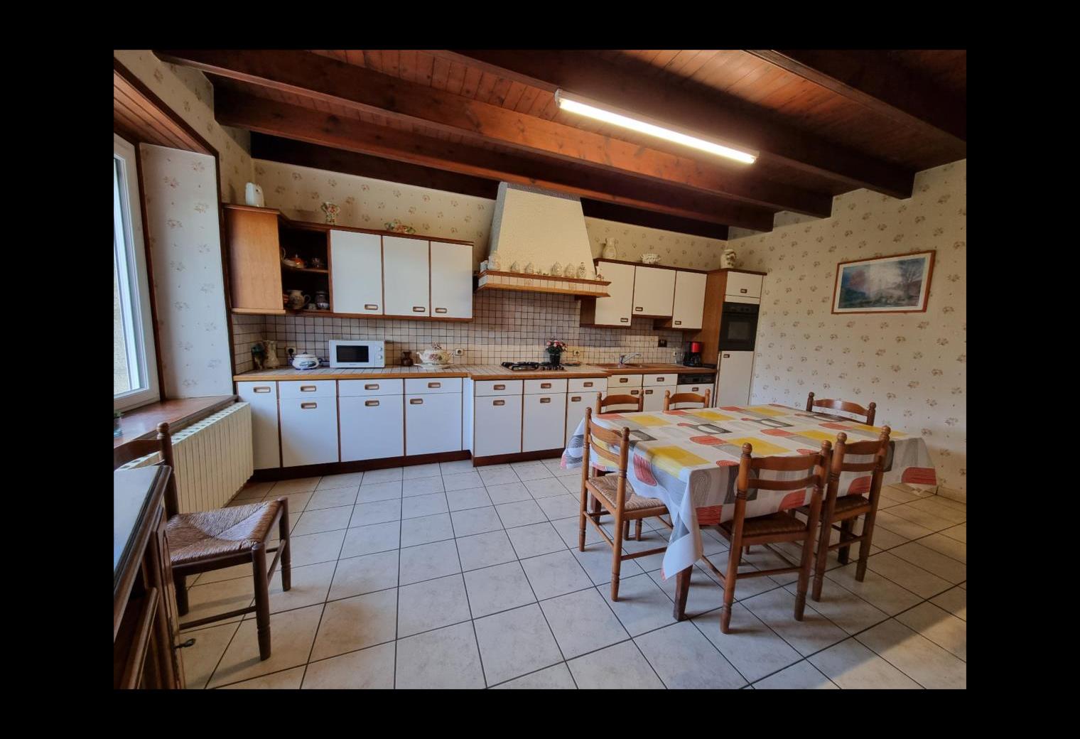 7c6ff180-56fb-4ba6-aaeb-00aa28868818.jpg