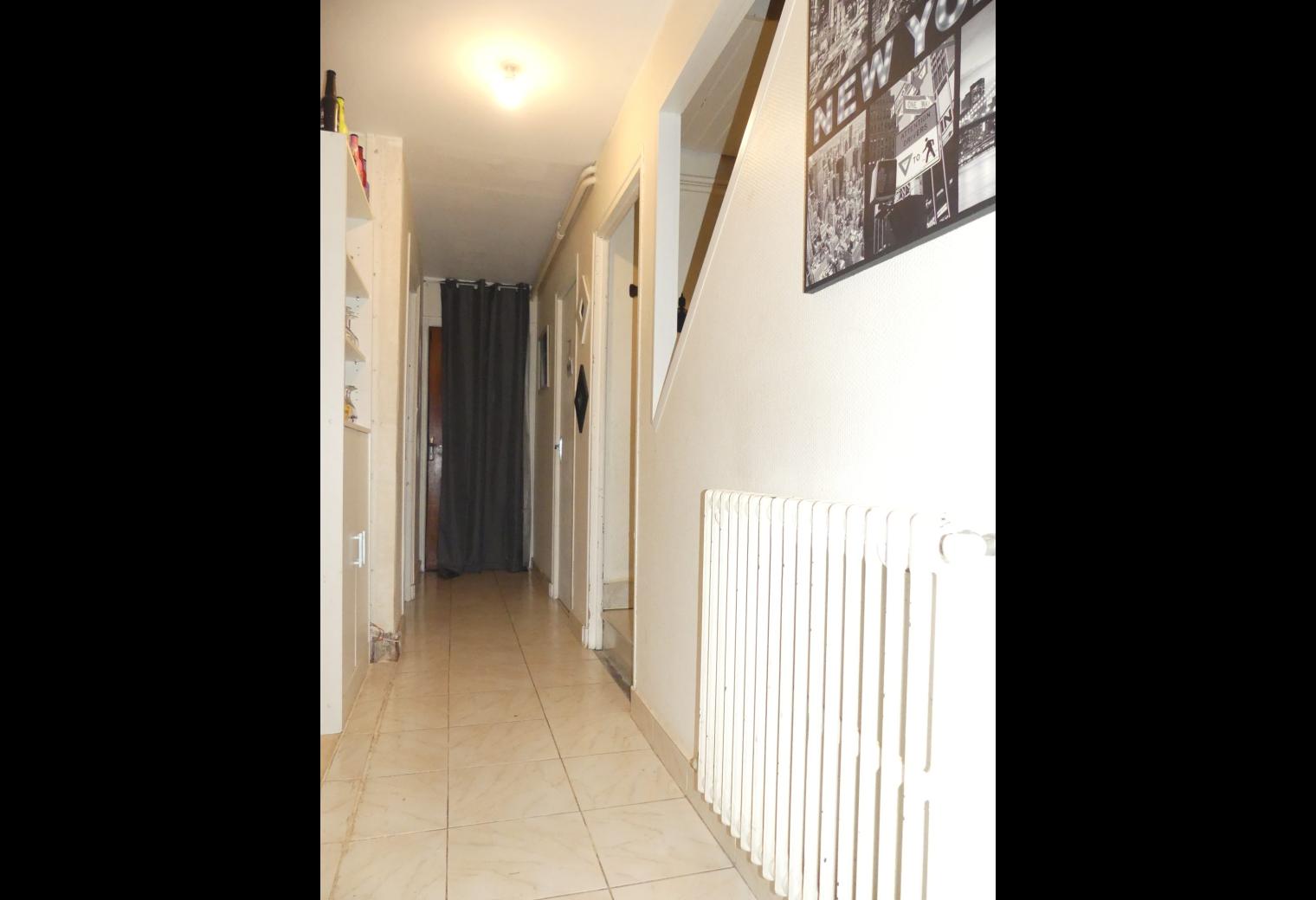 a3d1ef51-1a3a-416e-917d-83d8830de414.jpg