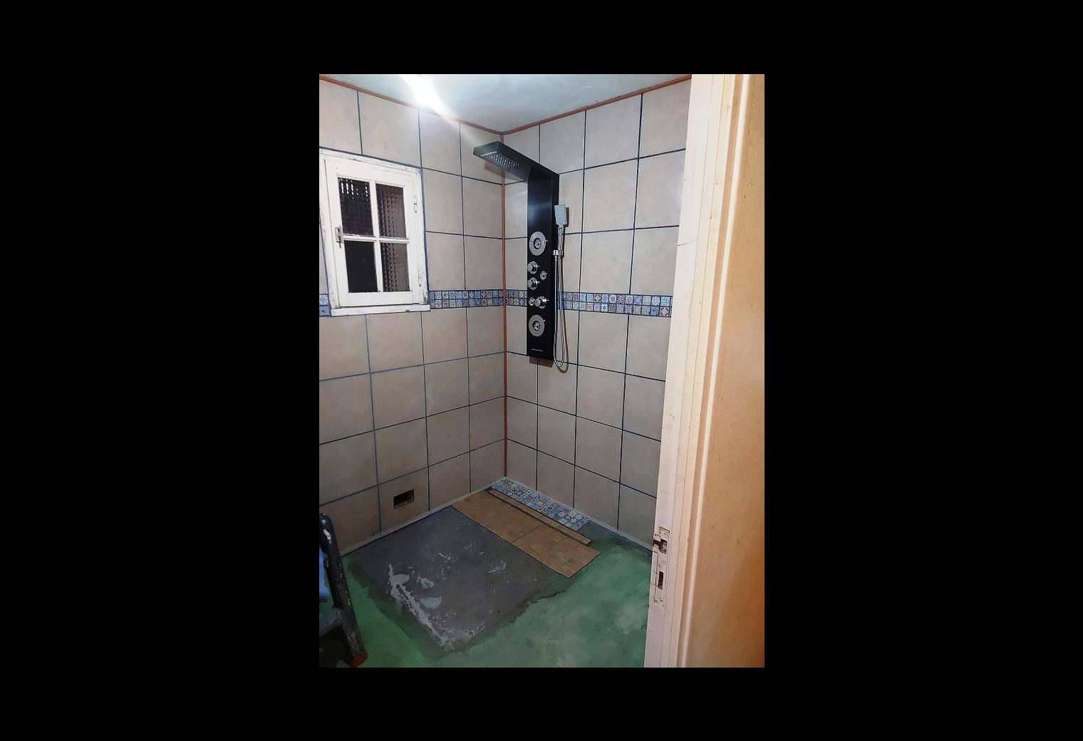 fee749b8-c2a0-4903-8f92-2ac72f774b25.jpg