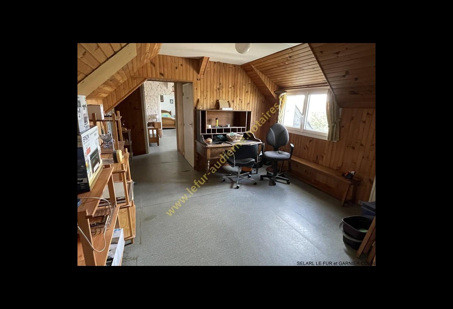 2ae32375-b0c6-42bd-bba6-4dfd9dcb79eb.jpg