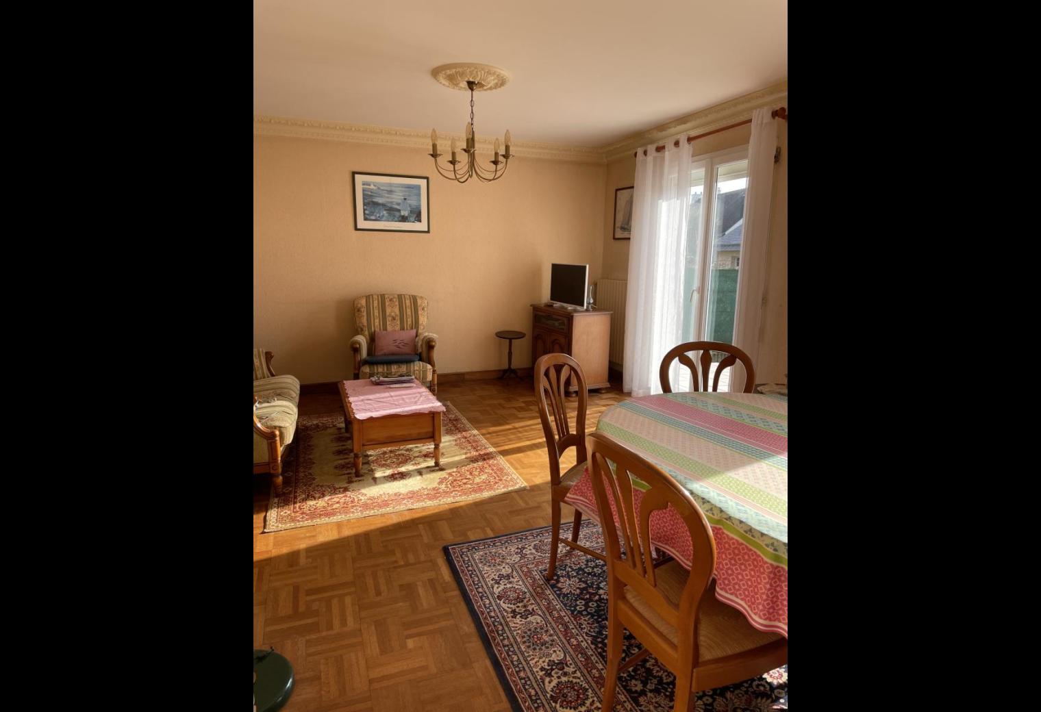 00a33cec-dfa5-4686-a3d9-2d417bae0cd4.jpg