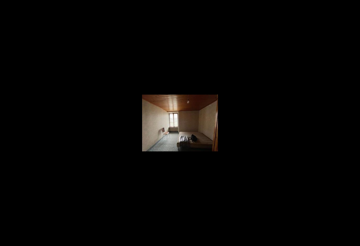 1838b096-ee93-496b-a258-0c5809155260.jpg