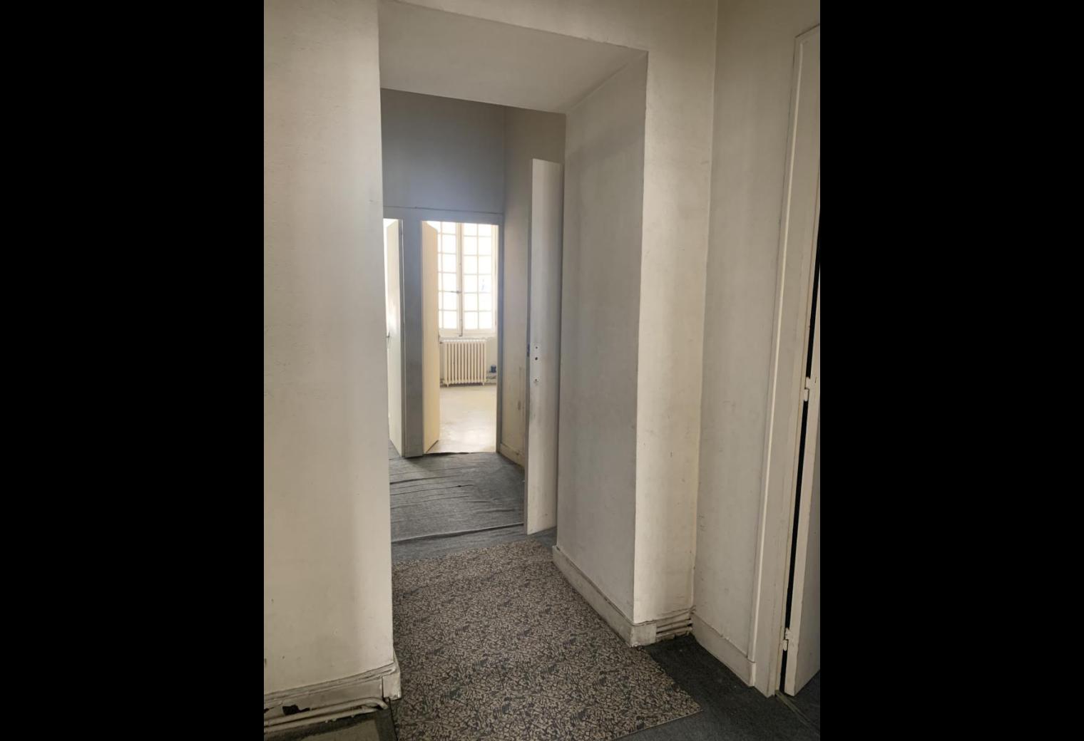 aadf1d19-8877-4c72-a6a1-9dc125ec73a2.jpg