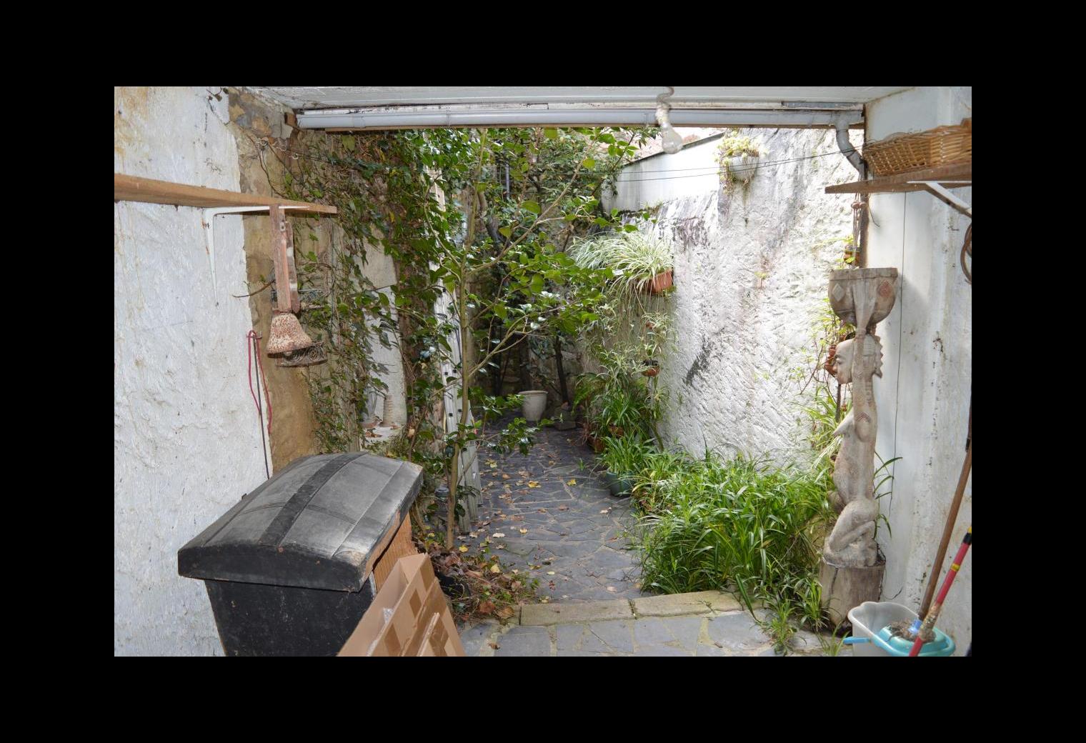 154760bd-eb6f-4aed-af4b-2769e5fa89a7.jpg