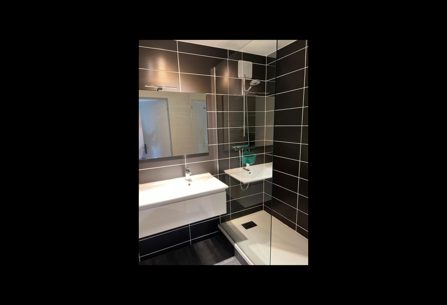 69aee57d-2fcf-4948-a25a-e3fc2bd098d0.jpg