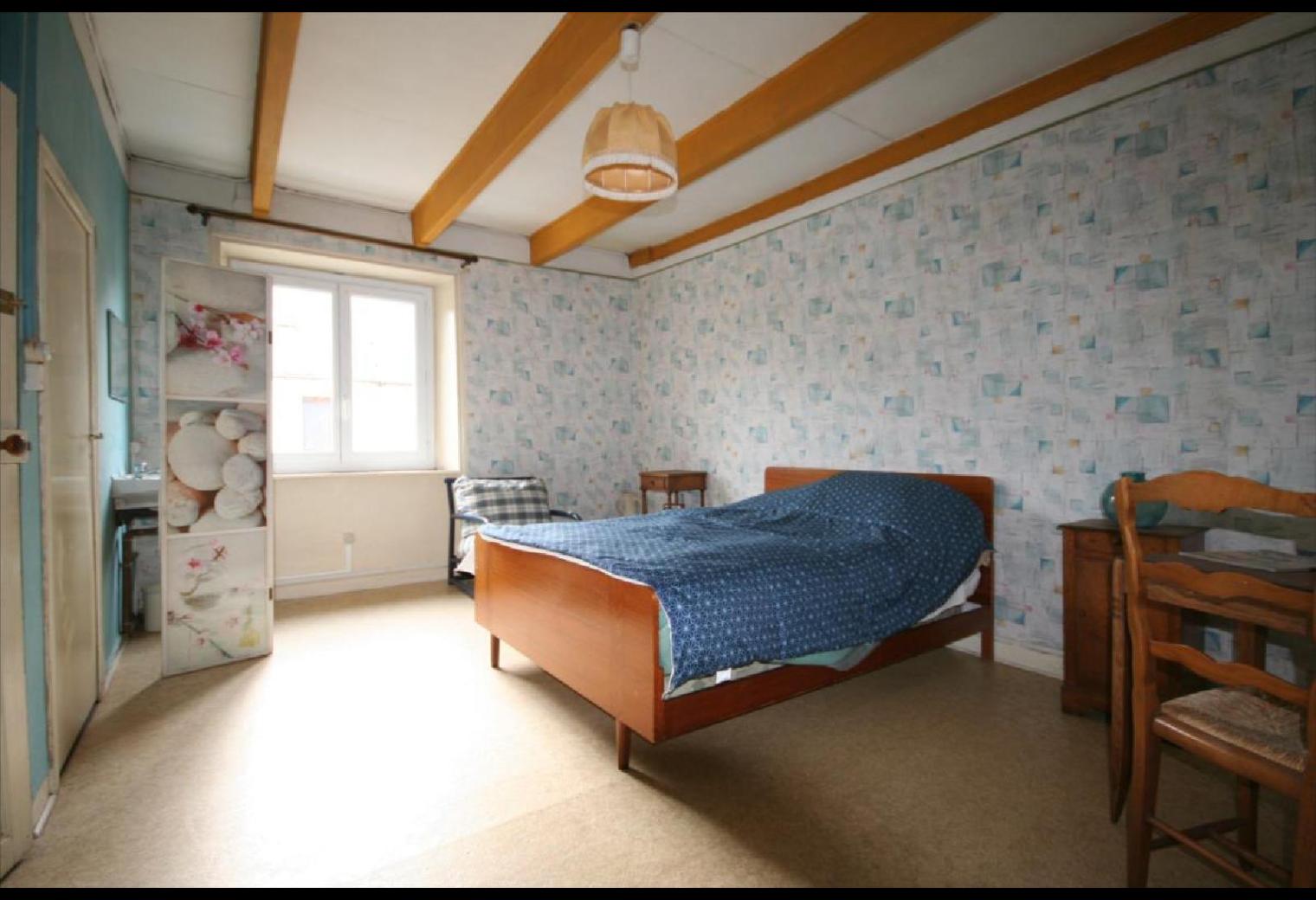 0b171258-a3dd-4d5c-8bed-a35d550d725b.jpg
