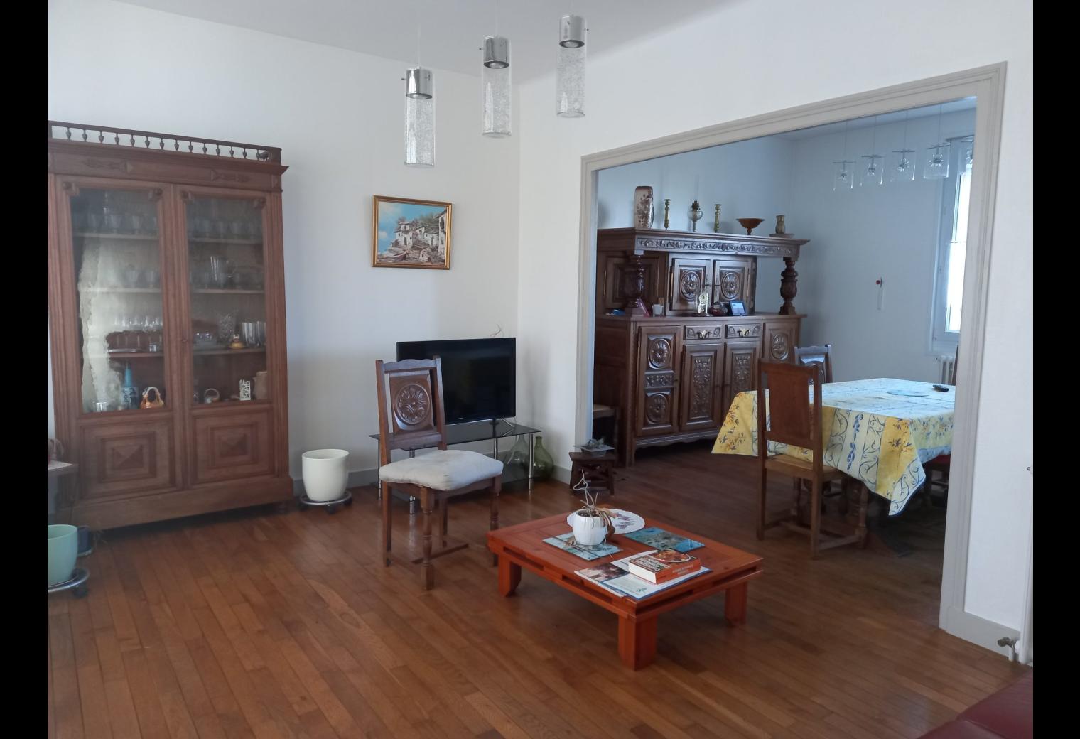 2fbf249e-f6e4-4aaa-a0de-38110611a6d7.jpg