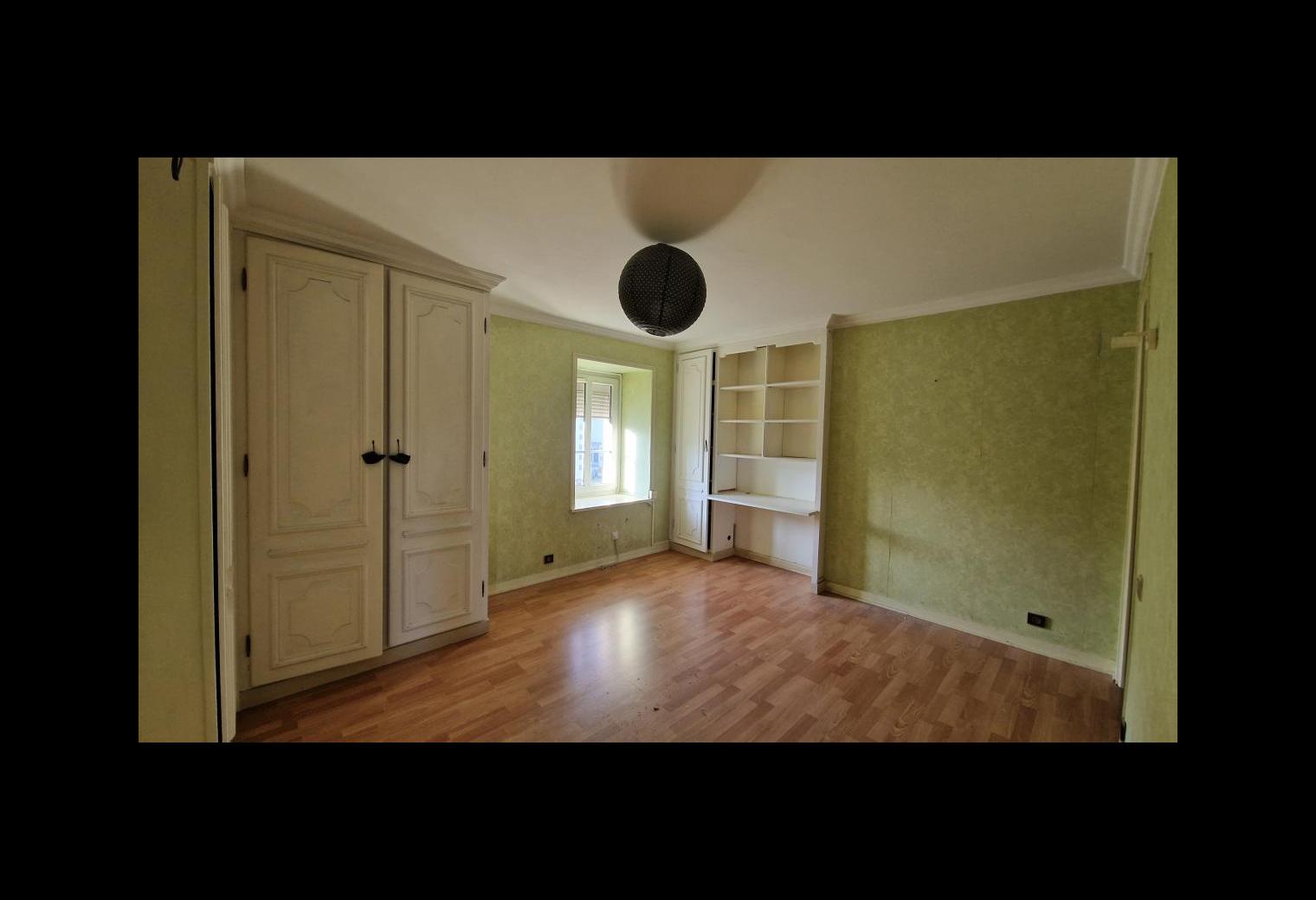 ad9cebef-df7c-4504-80a5-65861d2721e9.jpg
