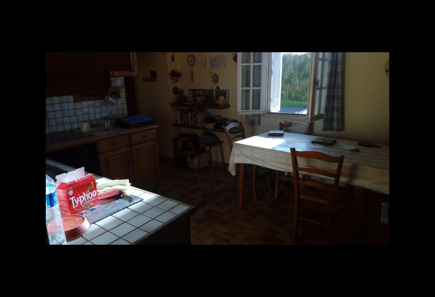 d510827e-7045-4e92-bfad-61b19bc79a08.jpg