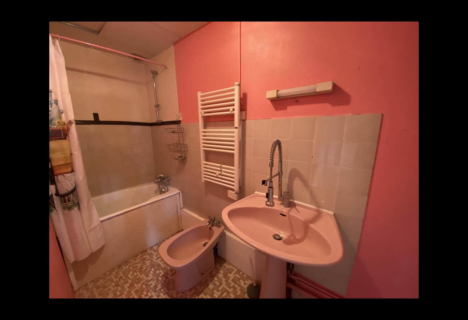 179a3d48-d292-4614-8d45-5f7fba399174.jpg