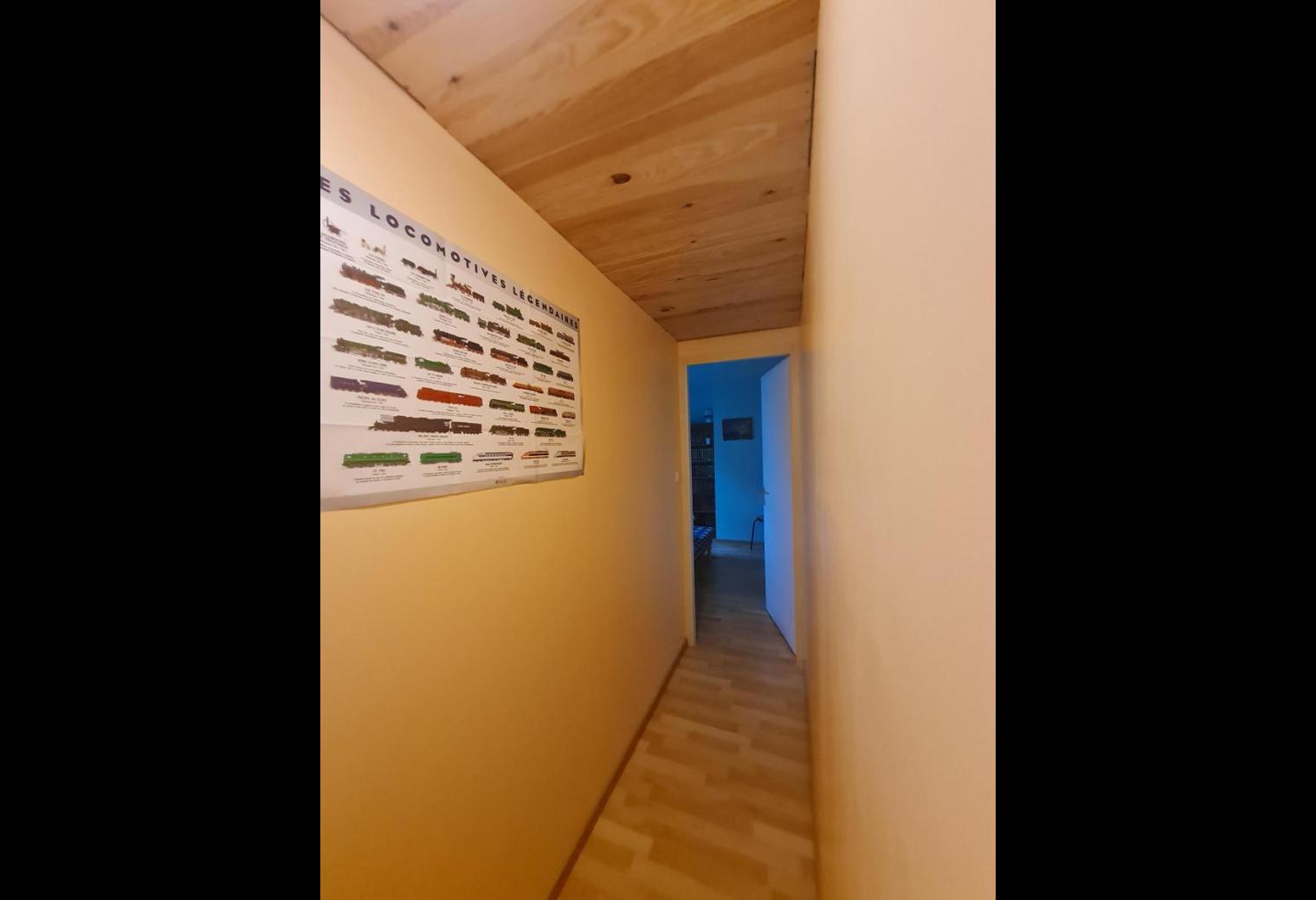 4bd65b52-e946-4521-bef7-4bb727bf853d.jpg