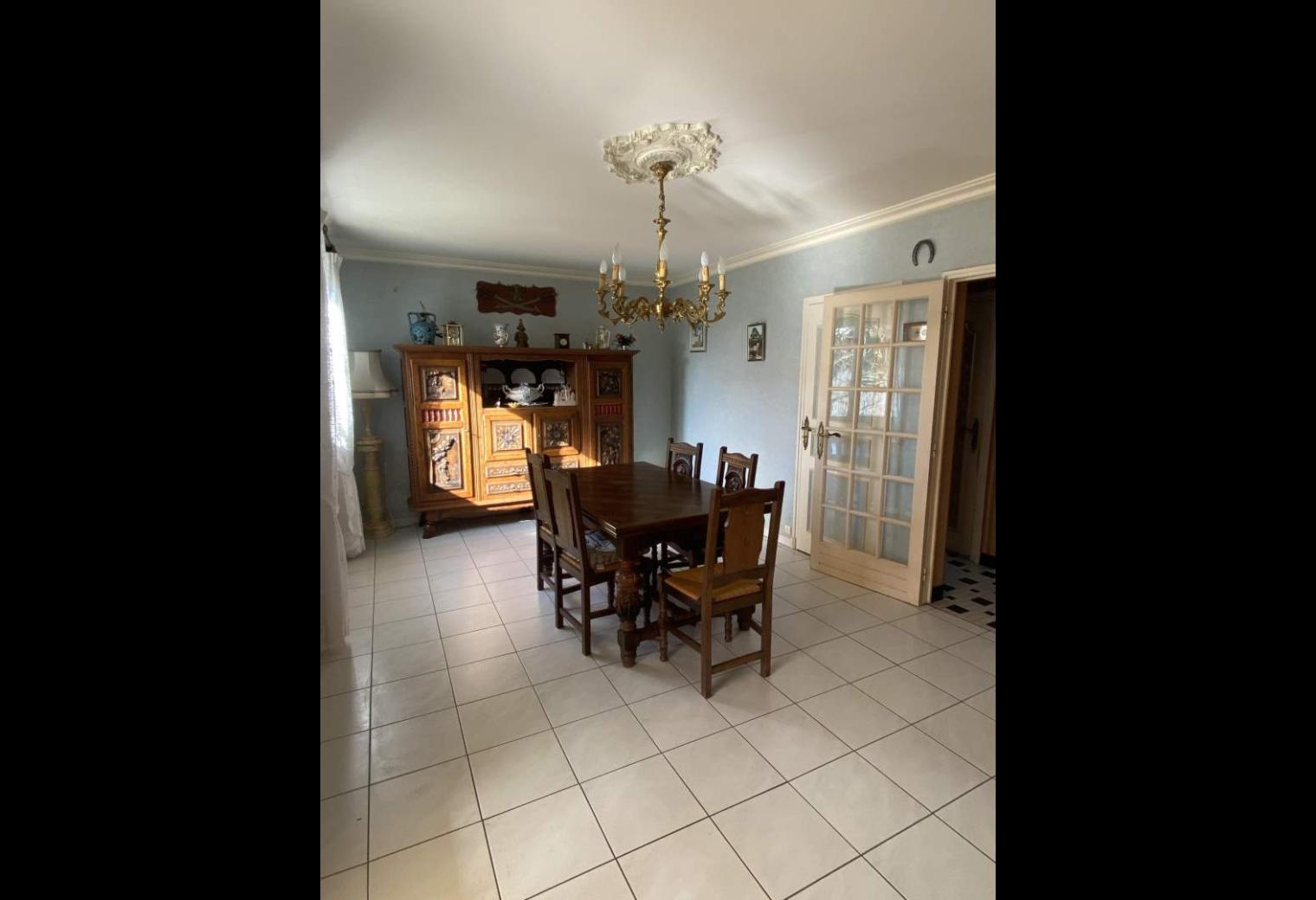 ac61fb3d-ecde-4514-9edb-006967d48a6a.jpg