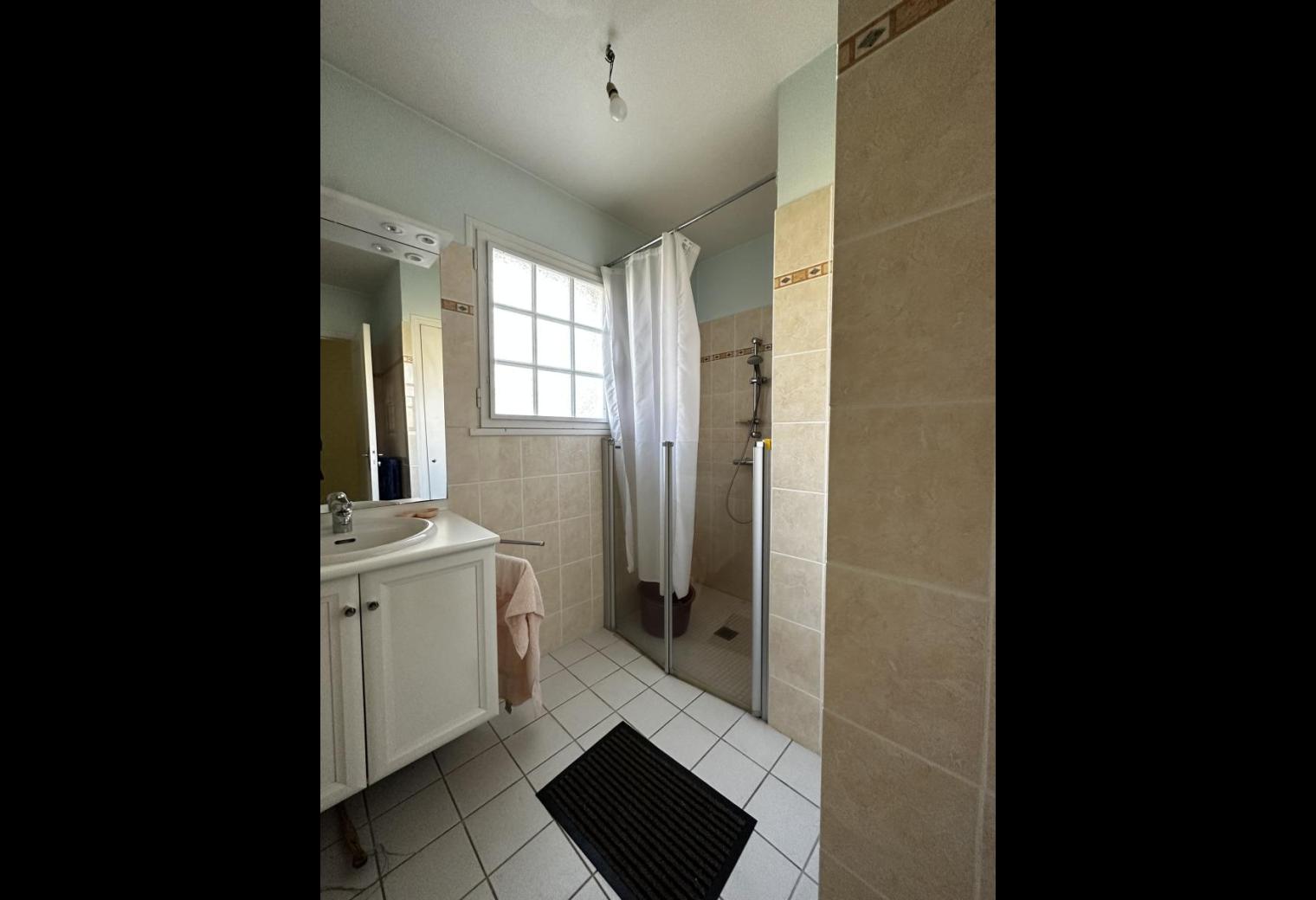 2fea4f18-9bd6-4cee-9988-34d76654c47b.jpg