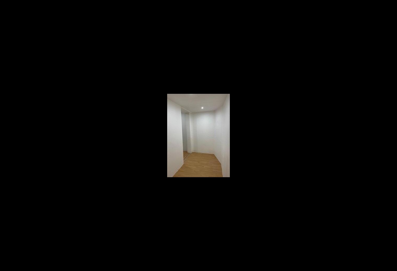 5936e9f5-4cec-4dc2-a9d4-e41b9f5c9f36.jpg