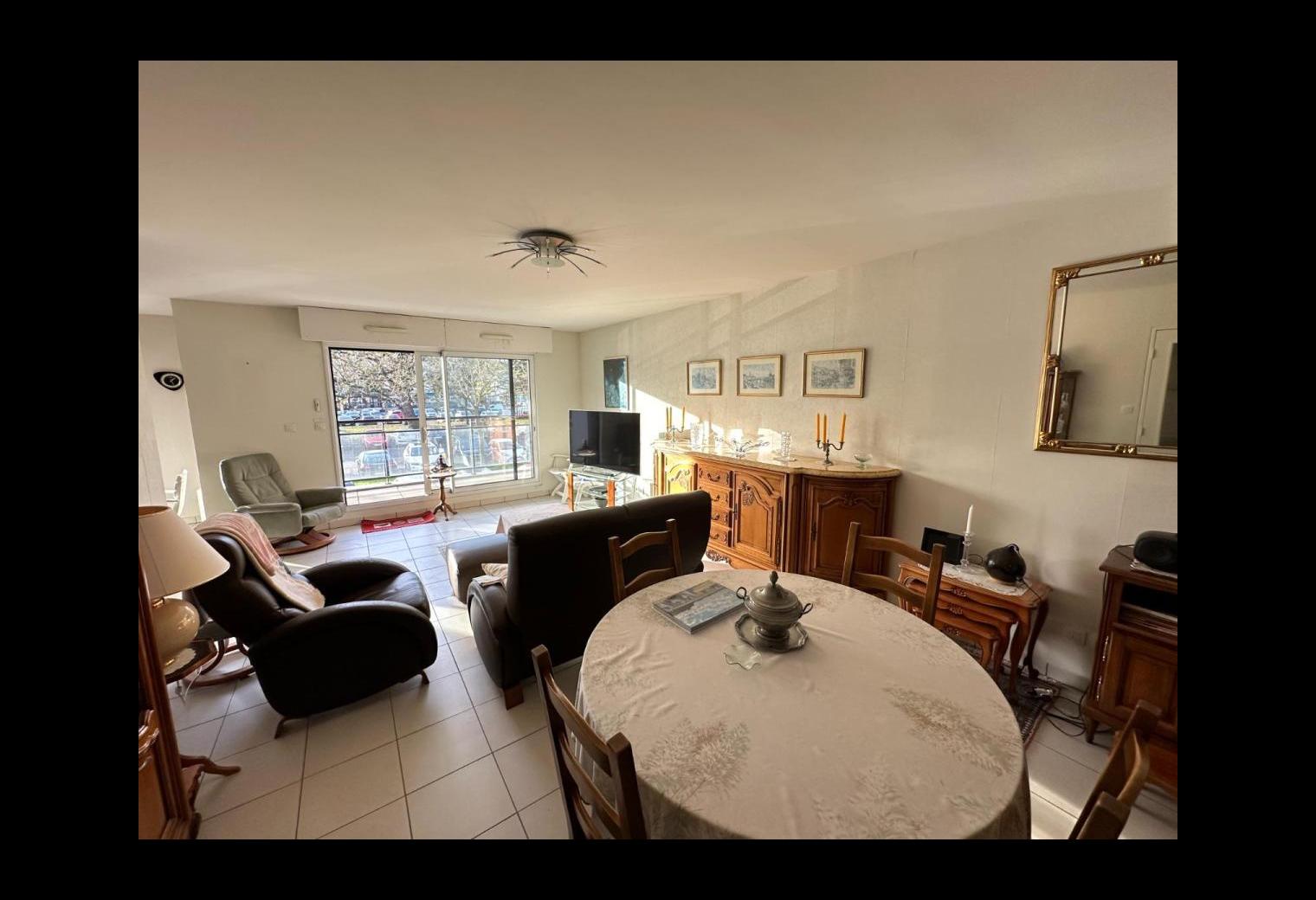 370ec2fb-de9e-4788-8583-b3c7a8e2feb8.jpg