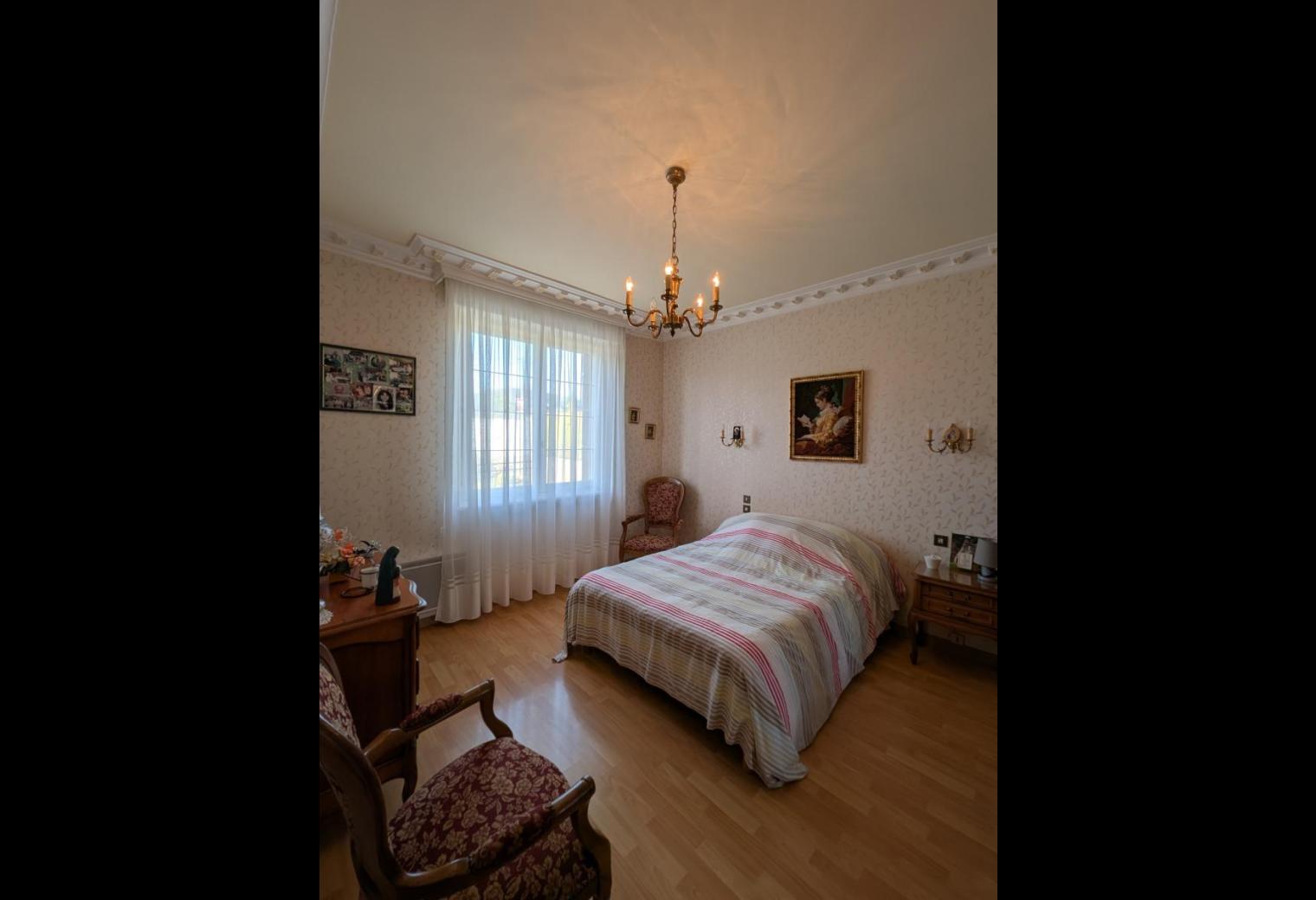 1afaff4d-6fcf-4ca6-9b9c-824d3c6fd90a.jpg