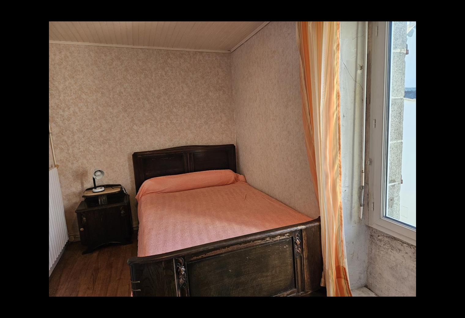 d215bda7-74cc-44b0-8272-b5f837ffae7d.jpg