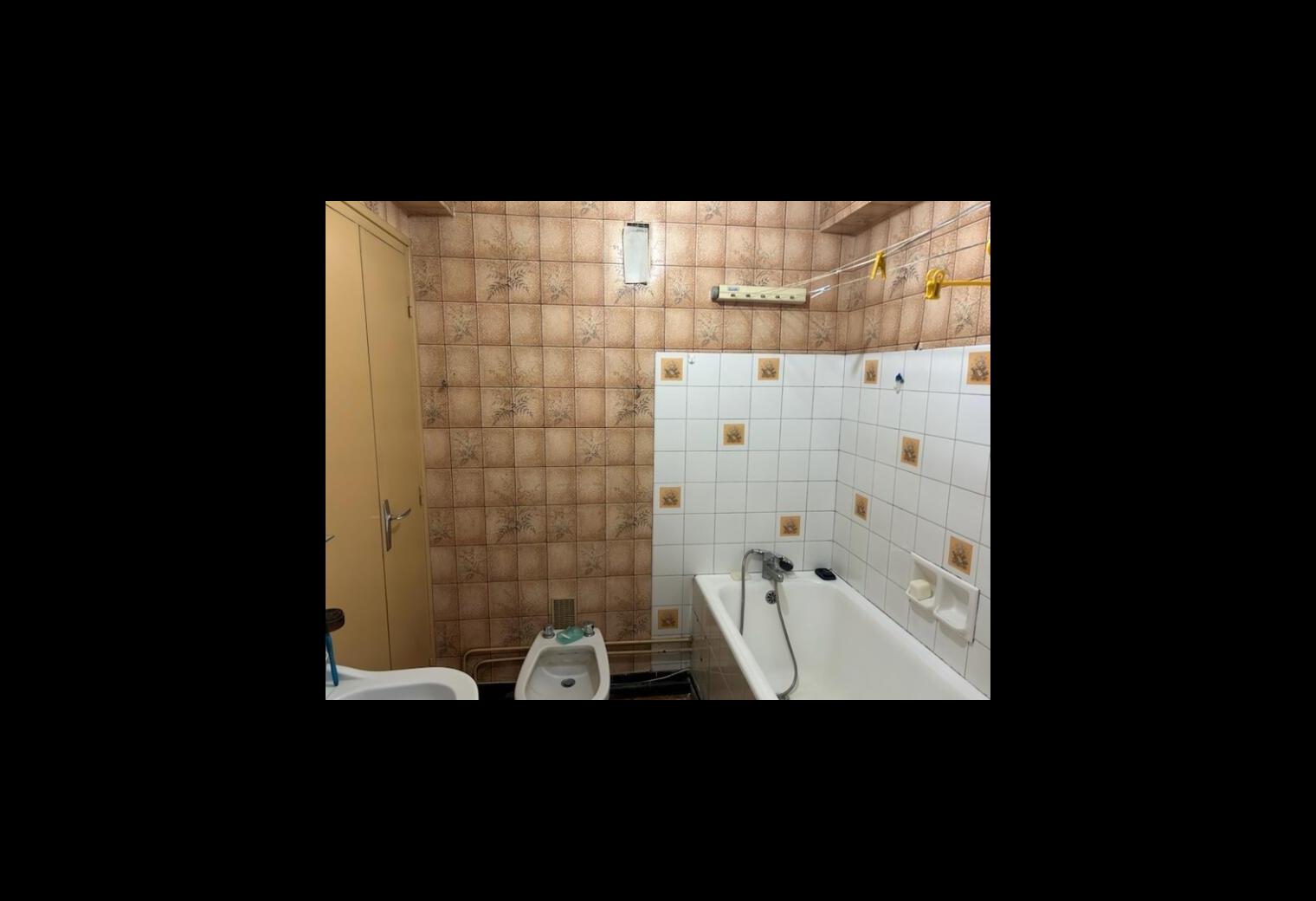 8e421f77-bc30-44ac-8709-859fe86d943d.jpg