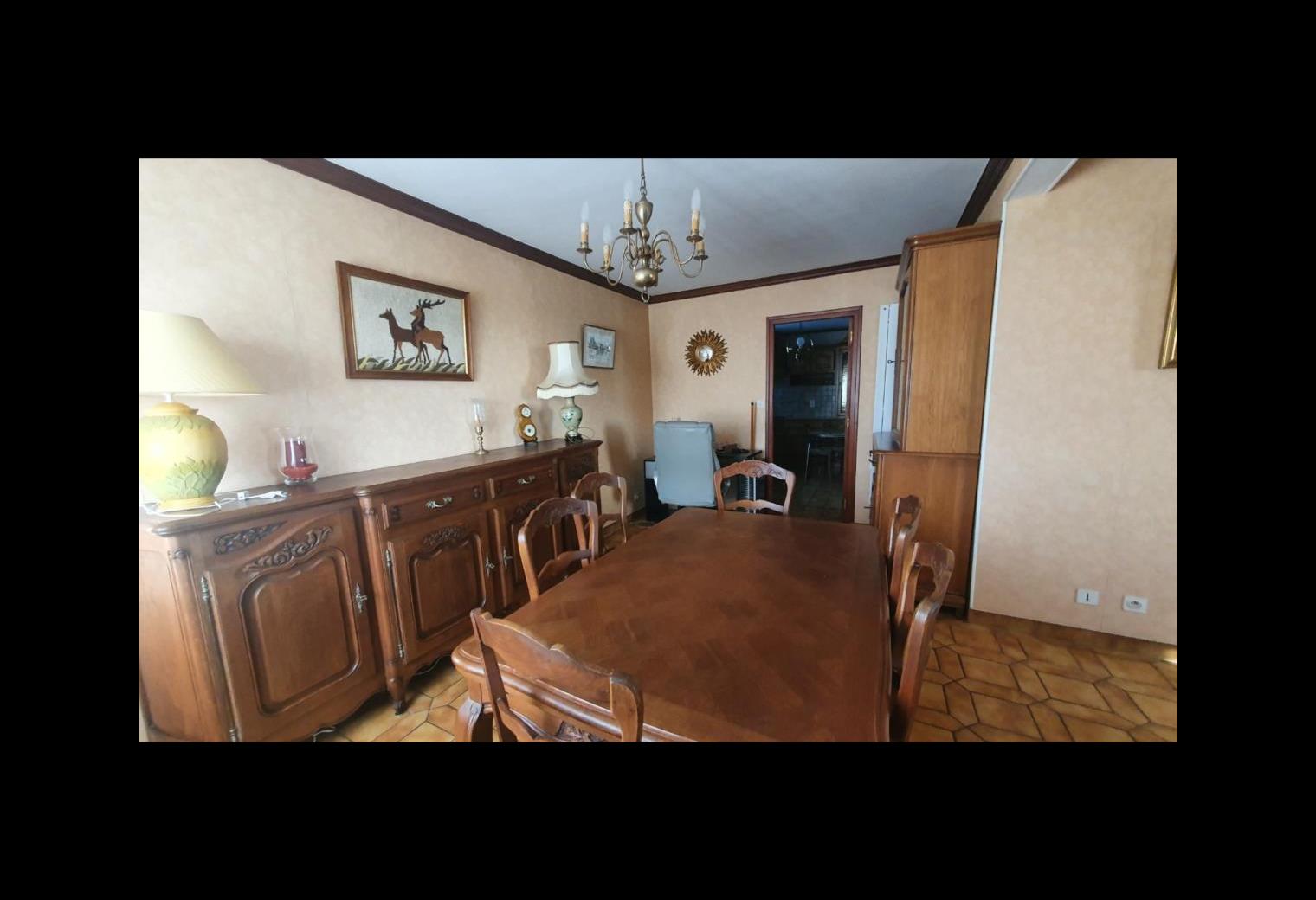 5ddc2a38-6ef7-4953-828d-ebc3be42fe65.jpg