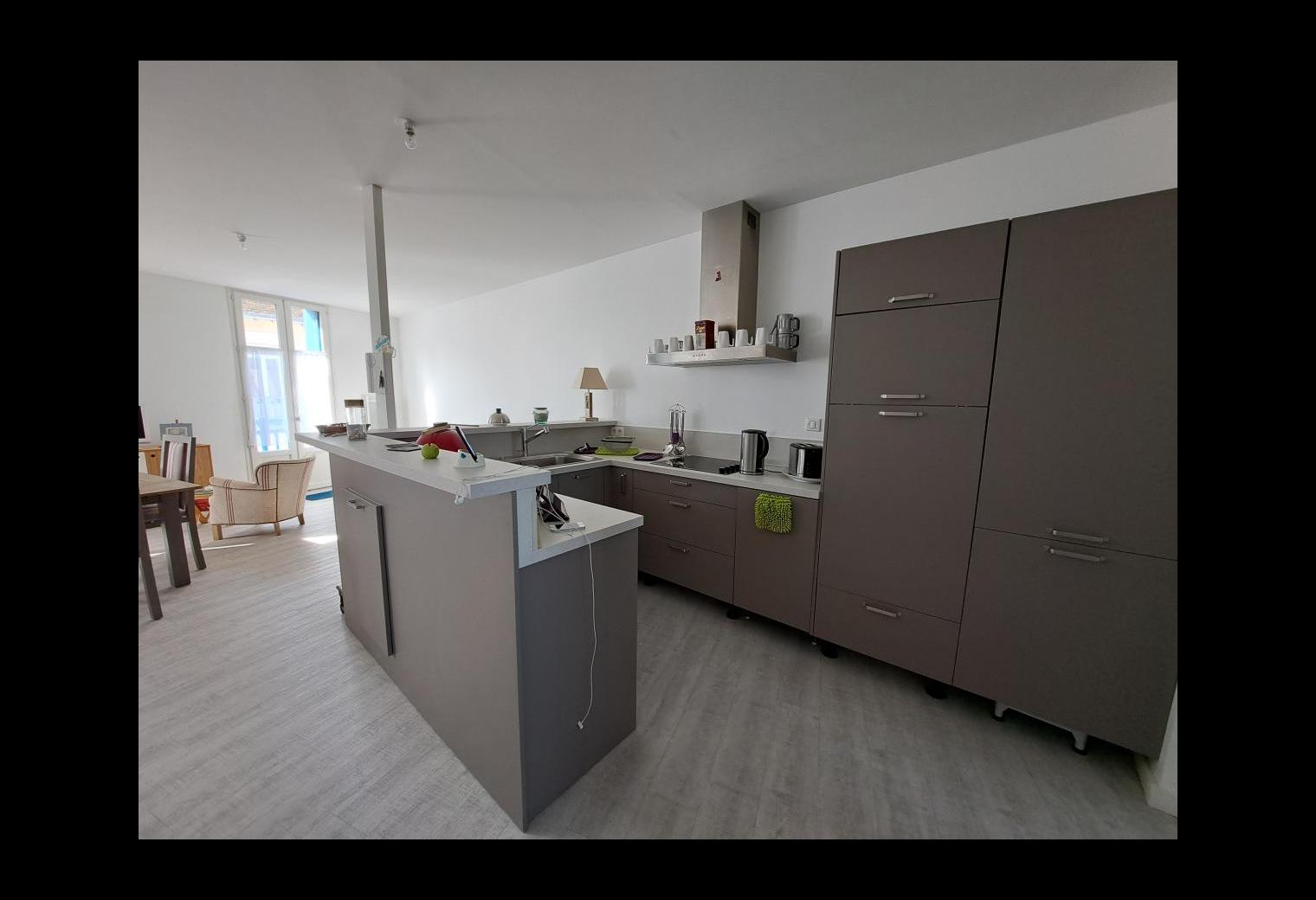 c9df4e30-7120-4b26-aed5-ab0966b8807b.jpg