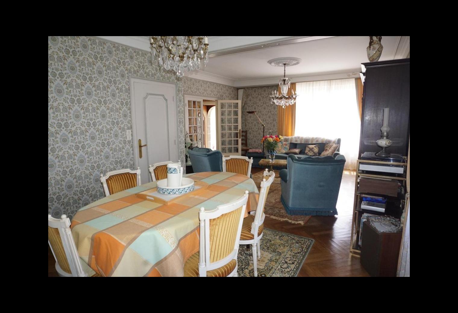 dd061bc3-2bd1-4e63-adb0-157b8dea1945.jpg